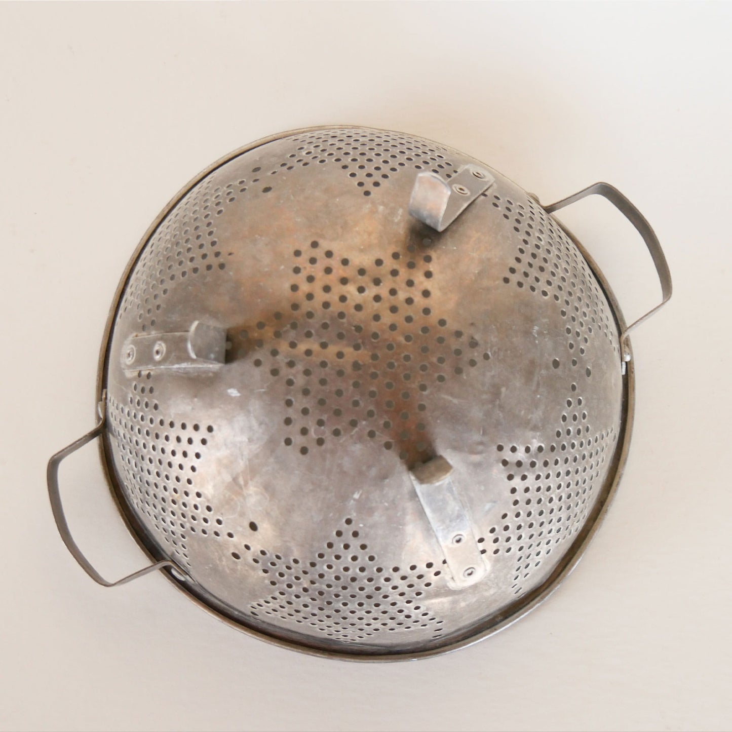 Vintage Metal Star Shaped Colander, Vintage Metal Colander, Vintage Kitchen Decor, Vintage Farmhouse Kitchen, Farmhose Kitchen Utensils, Vintage Kitchen Wall Decor, Vintage Colander
