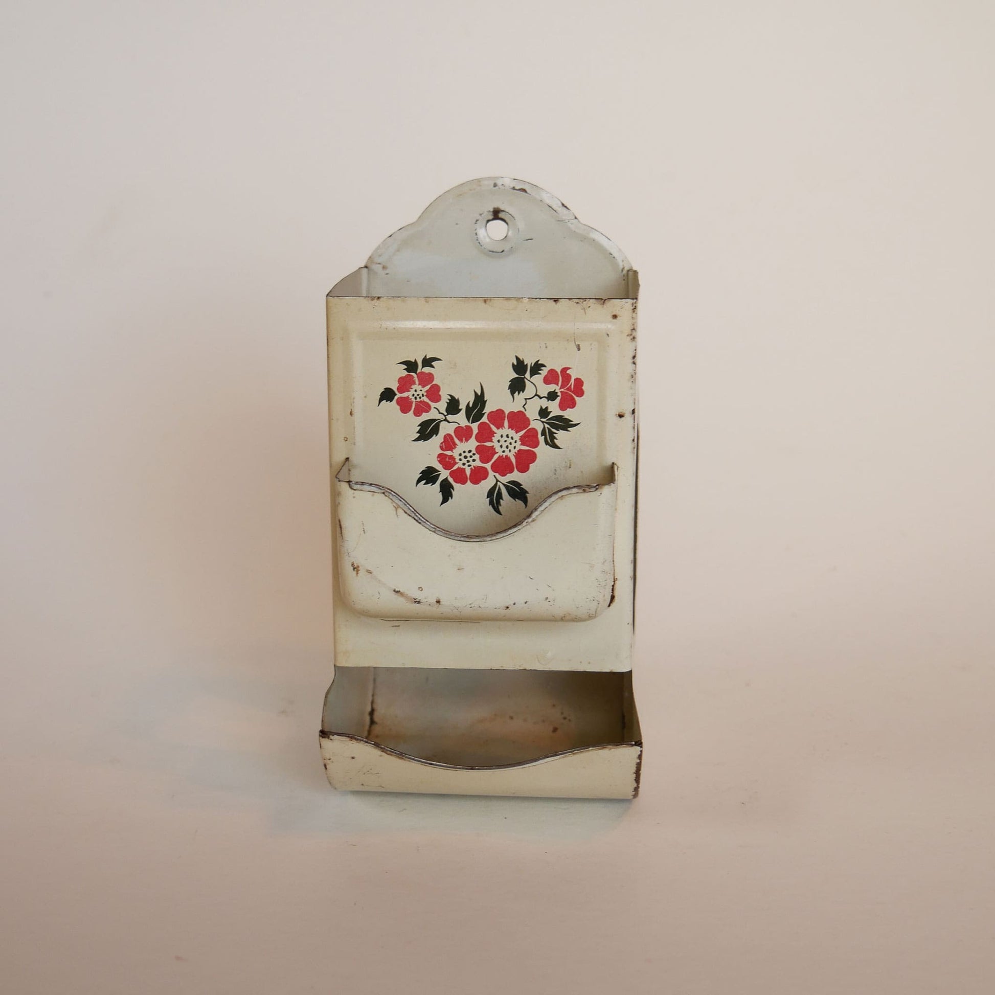 Vintage Hall Red Poppy Metal Wall-Mounted Match Holder, Vintage Matchbox holder