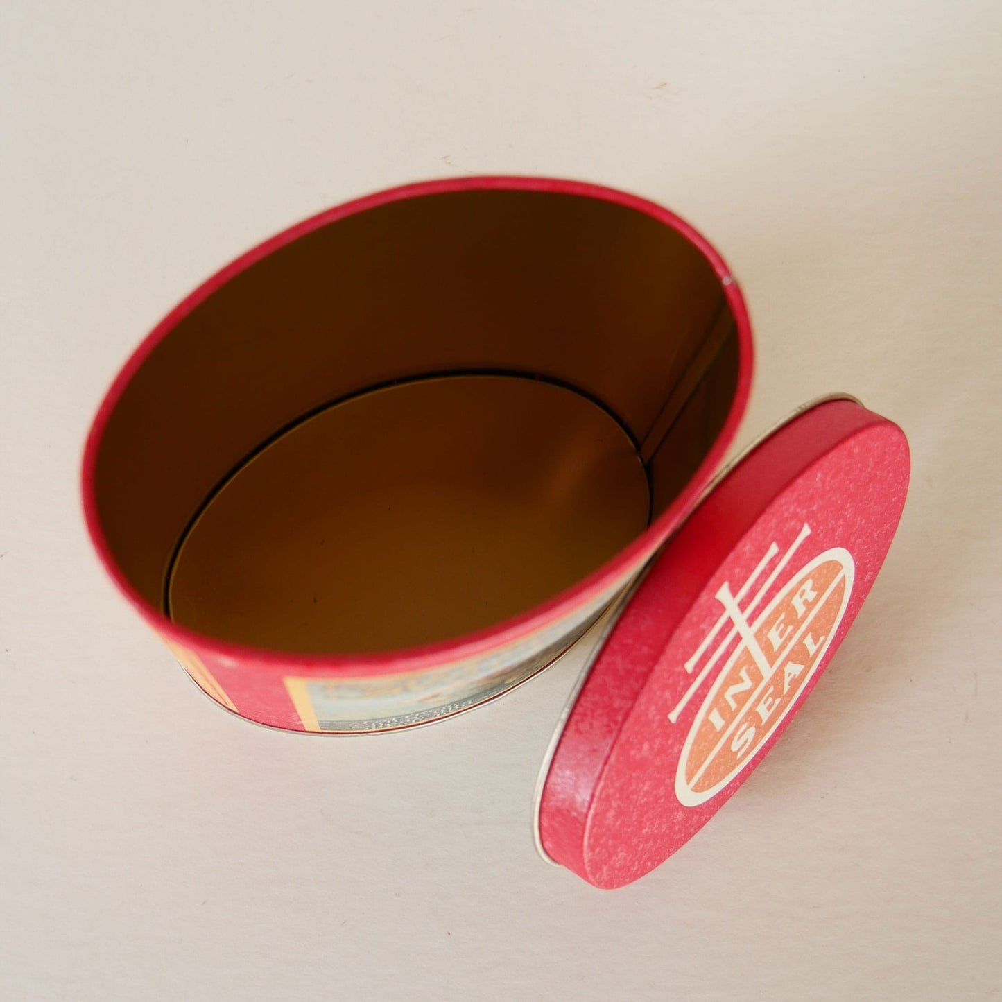 Vintage Nabisco Biscuit Oval Red Tin Canister, Vintage Cracker Tin, Vintage Crack Tin Canister, Vintage Nabisco Tin Canister, Vintage Nabisco Crack Tin