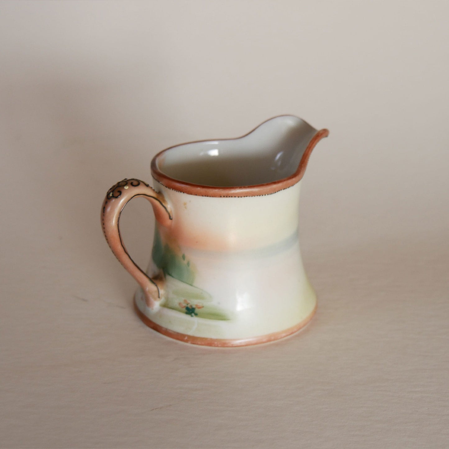 Vintage Nippon Porcelain Hand Painted Creamer, Vintage Oriental Creamer, Vintage Hand Painted Creamer, Vintage Japan Hand Painted Creamer, Vintage Porcelain Cream, Japan Hand Painted Creamer, Vintage Japan Porcelain