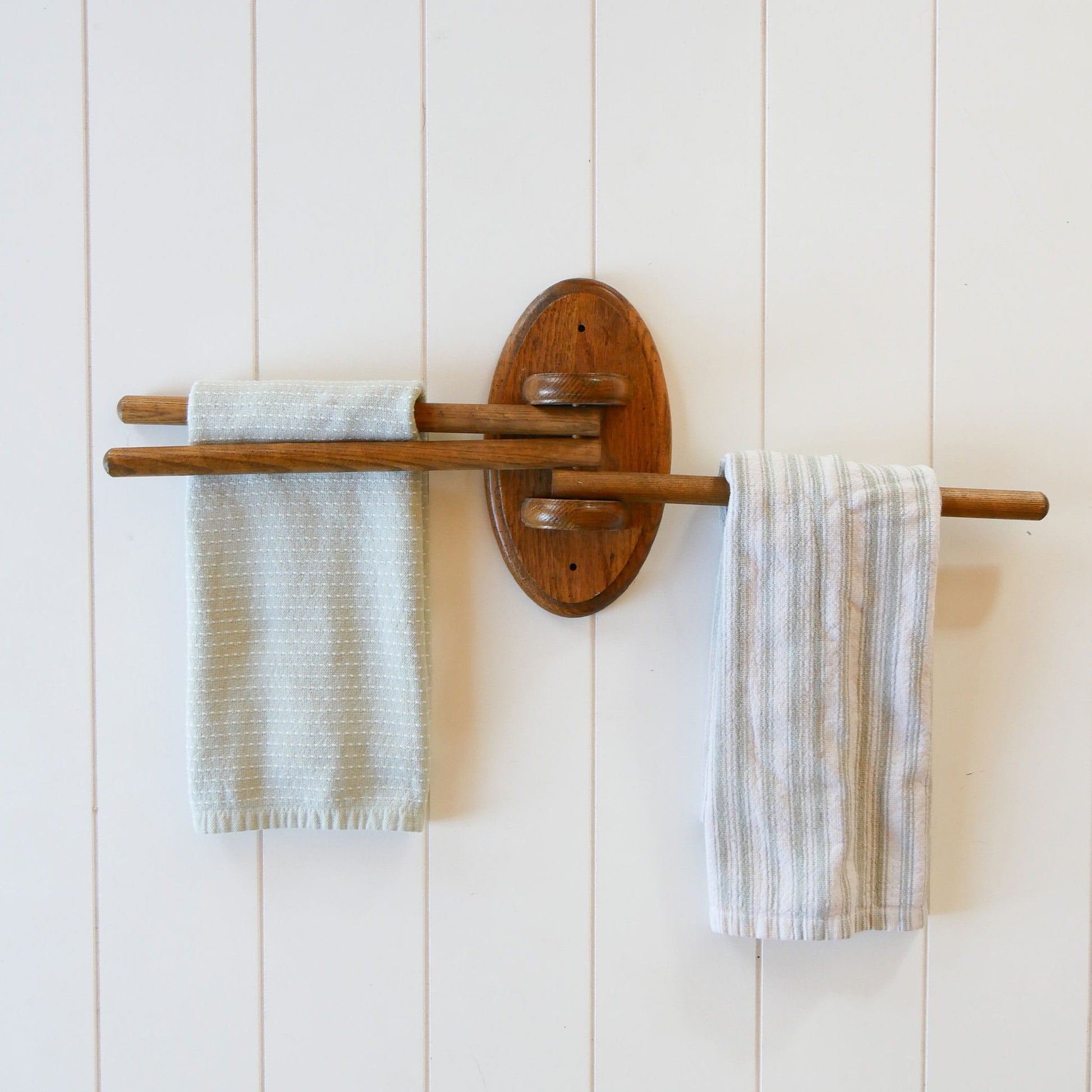 Vintage Tea Towel Rack, Vintage Wall Mounted Dowel Tea Rack, Vintage Country Tea Towel Rack, Vintage Kitchen Decor