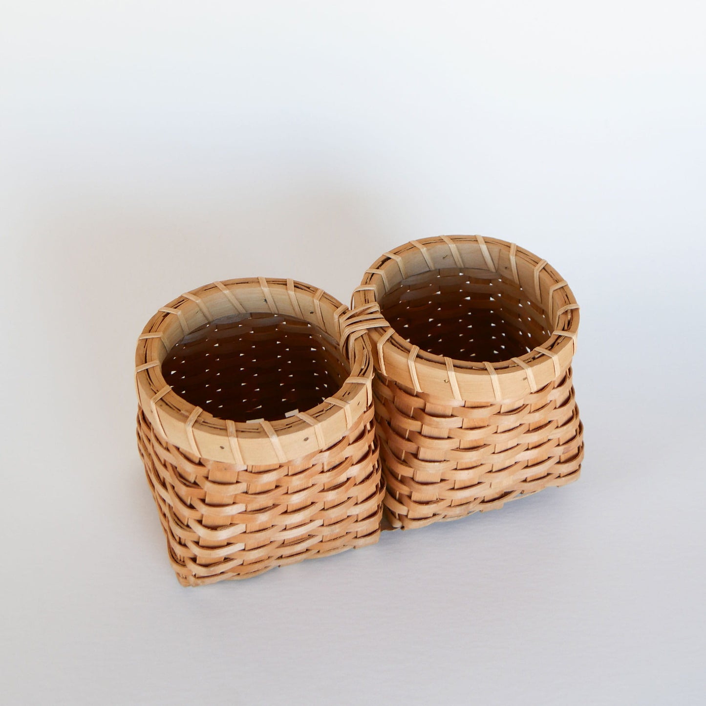 Vintage Peanut Basket, Wicker Peanut Basket, Vintage Basket Decor, Vintage Home Decor, Vintage Wicker Decor, Farmhouse Baskets, Boho Baskets, Light Wicker Double Sided Basket