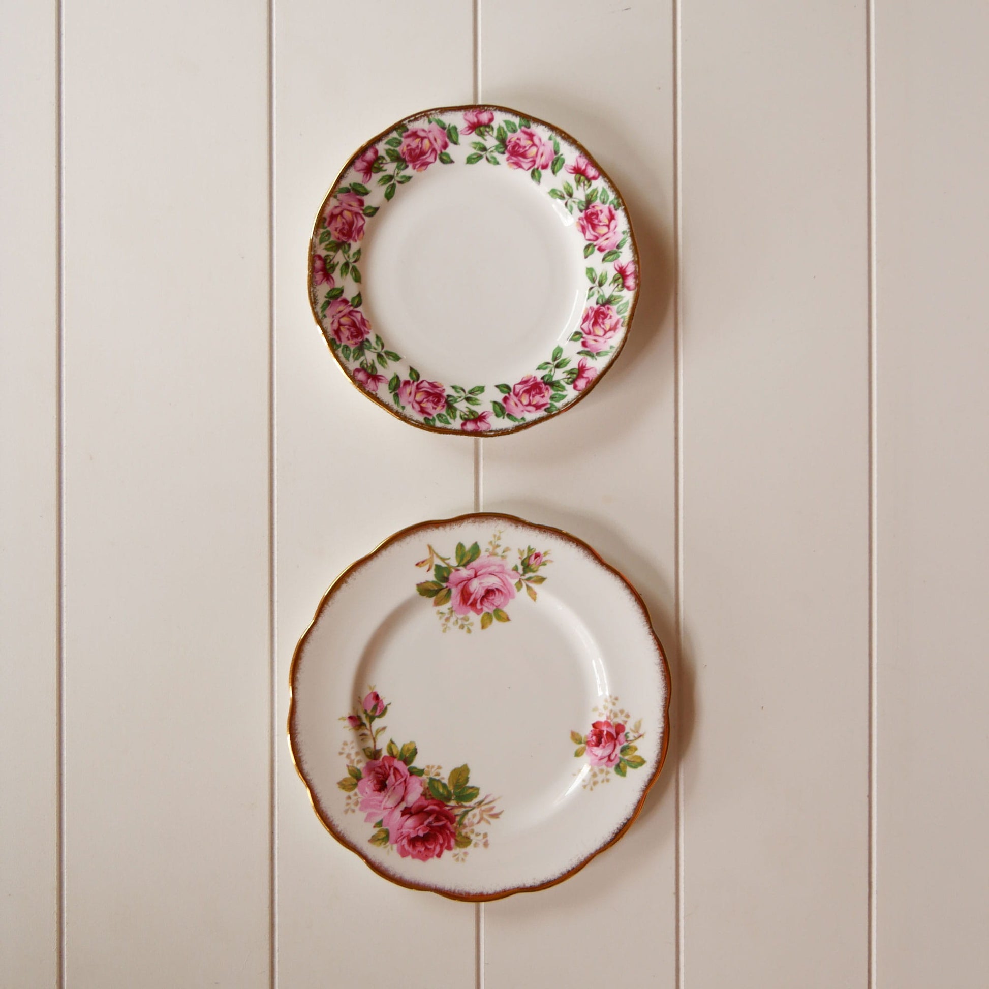 Vintage Pink Rose Floral Plate Wall Collection, Pink Rose Plates, VIntage Pink Rose Plates, VIntage Floral Plates, VIntage Floral Plate Wall, Vintage Gallery Plate Wall