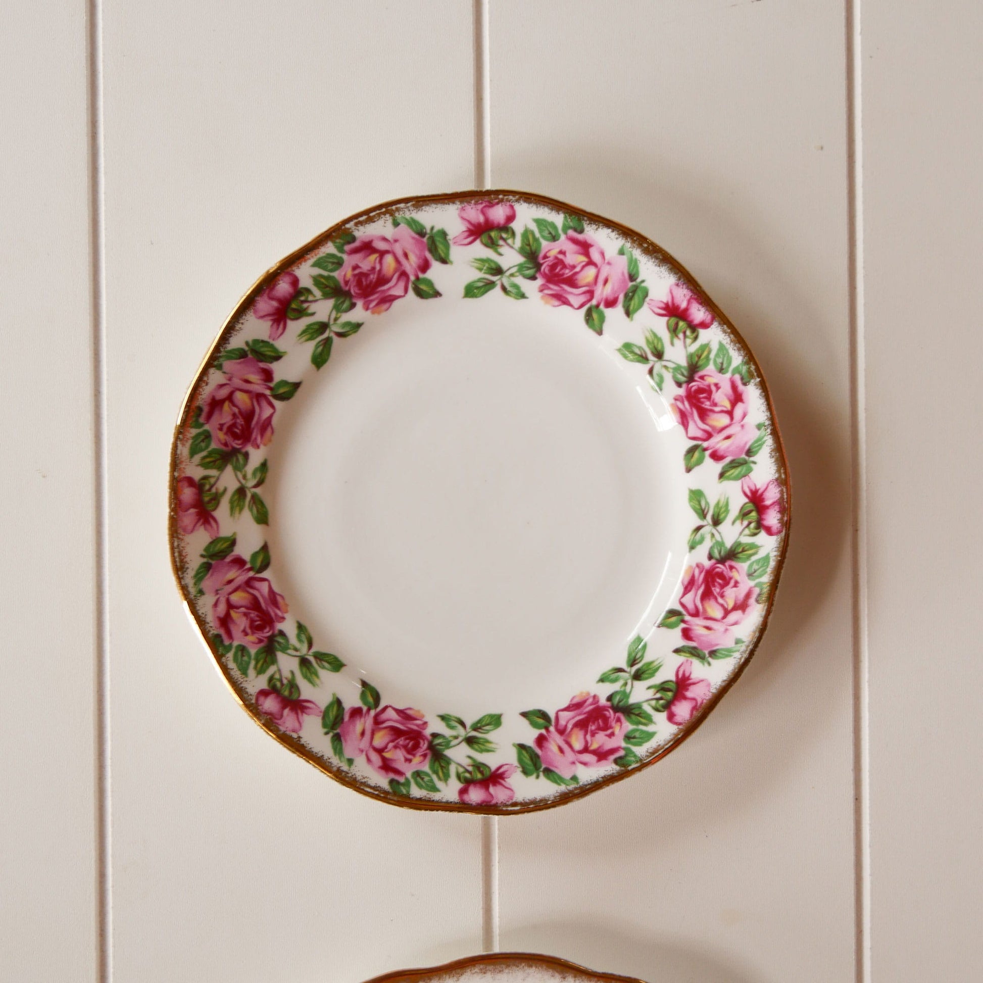 Vintage Pink Rose Floral Plate Wall Collection, Pink Rose Plates, VIntage Pink Rose Plates, VIntage Floral Plates, VIntage Floral Plate Wall, Vintage Gallery Plate Wall