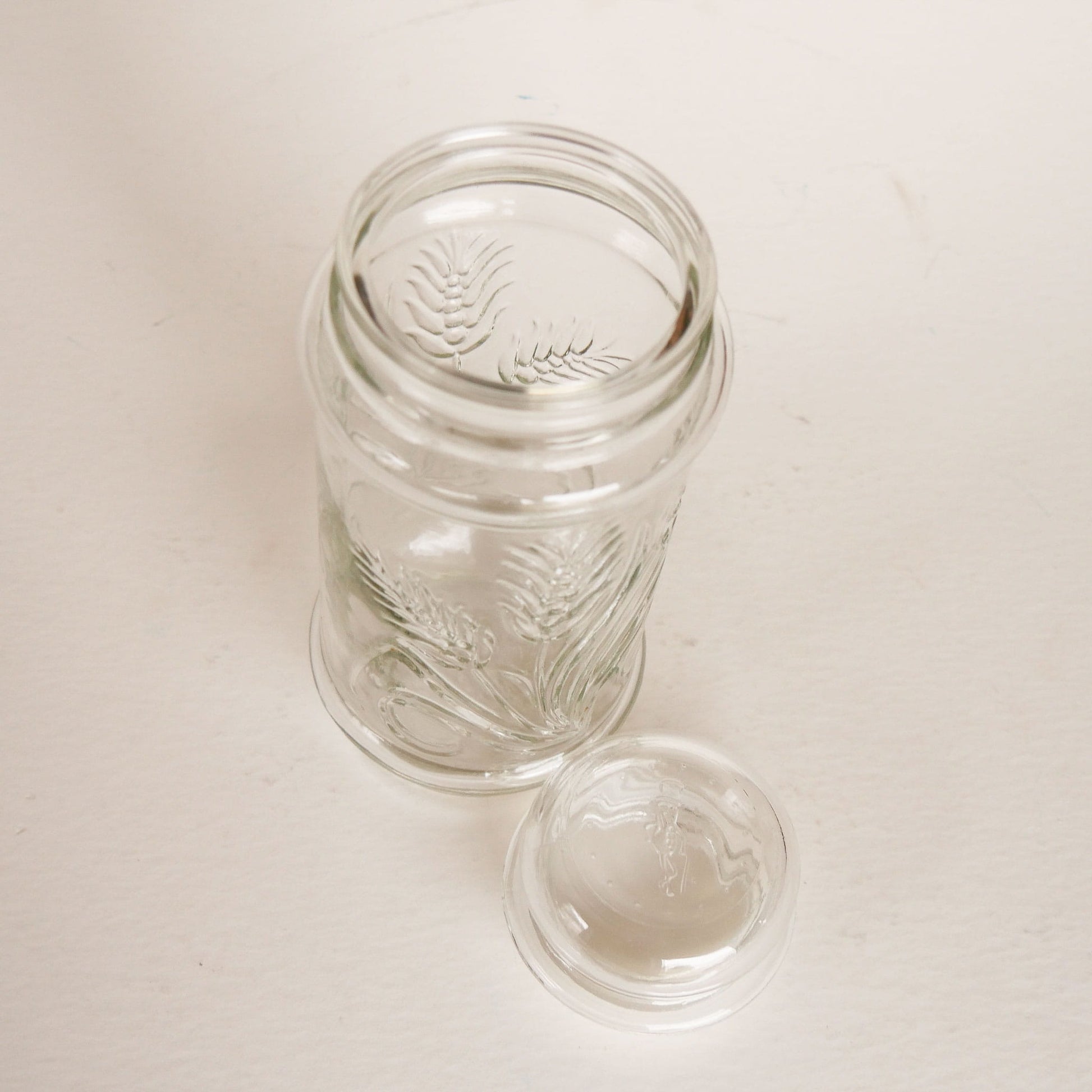 1982 Planters Peanut Wheat Glass Jar by Anchor Hocking, Vintage Peanuts Jar, Vintage Glass Jar with Lid, Vintage Nuts Jar, Vintage Peanuts Wheat Jar, Vintage Wheat Etched Glass Jar and Lid