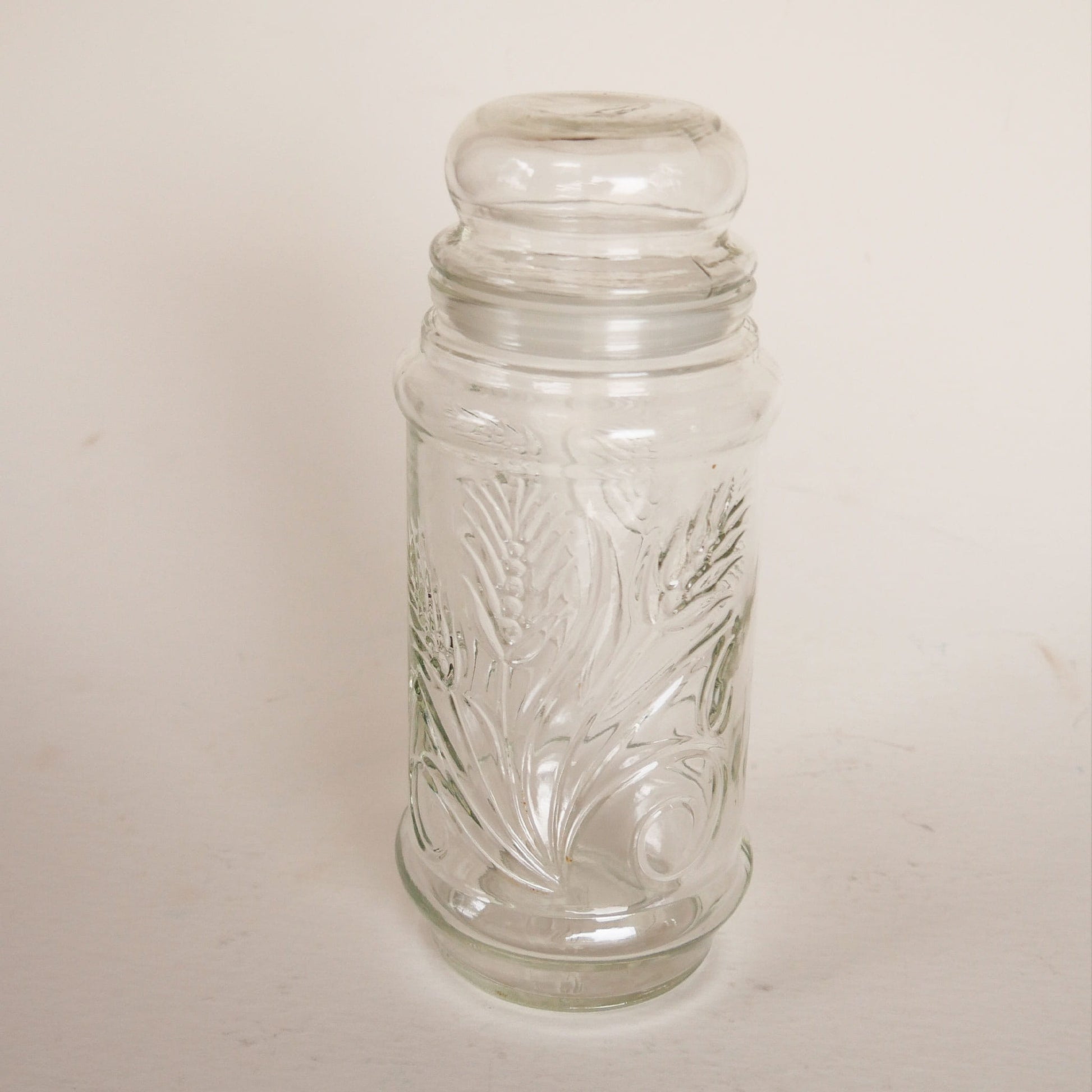 1982 Planters Peanut Wheat Glass Jar by Anchor Hocking, Vintage Peanuts Jar, Vintage Glass Jar with Lid, Vintage Nuts Jar, Vintage Peanuts Wheat Jar, Vintage Wheat Etched Glass Jar and Lid