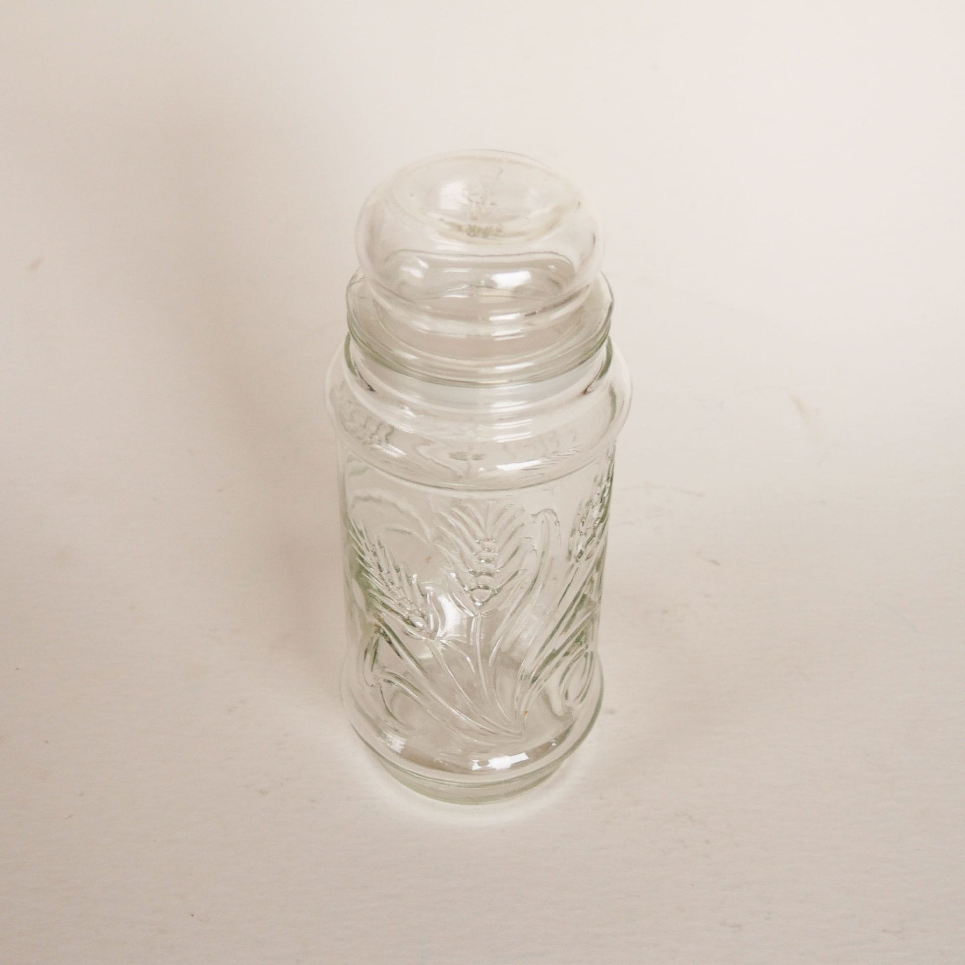 1982 Planters Peanut Wheat Glass Jar by Anchor Hocking, Vintage Peanuts Jar, Vintage Glass Jar with Lid, Vintage Nuts Jar, Vintage Peanuts Wheat Jar, Vintage Wheat Etched Glass Jar and Lid