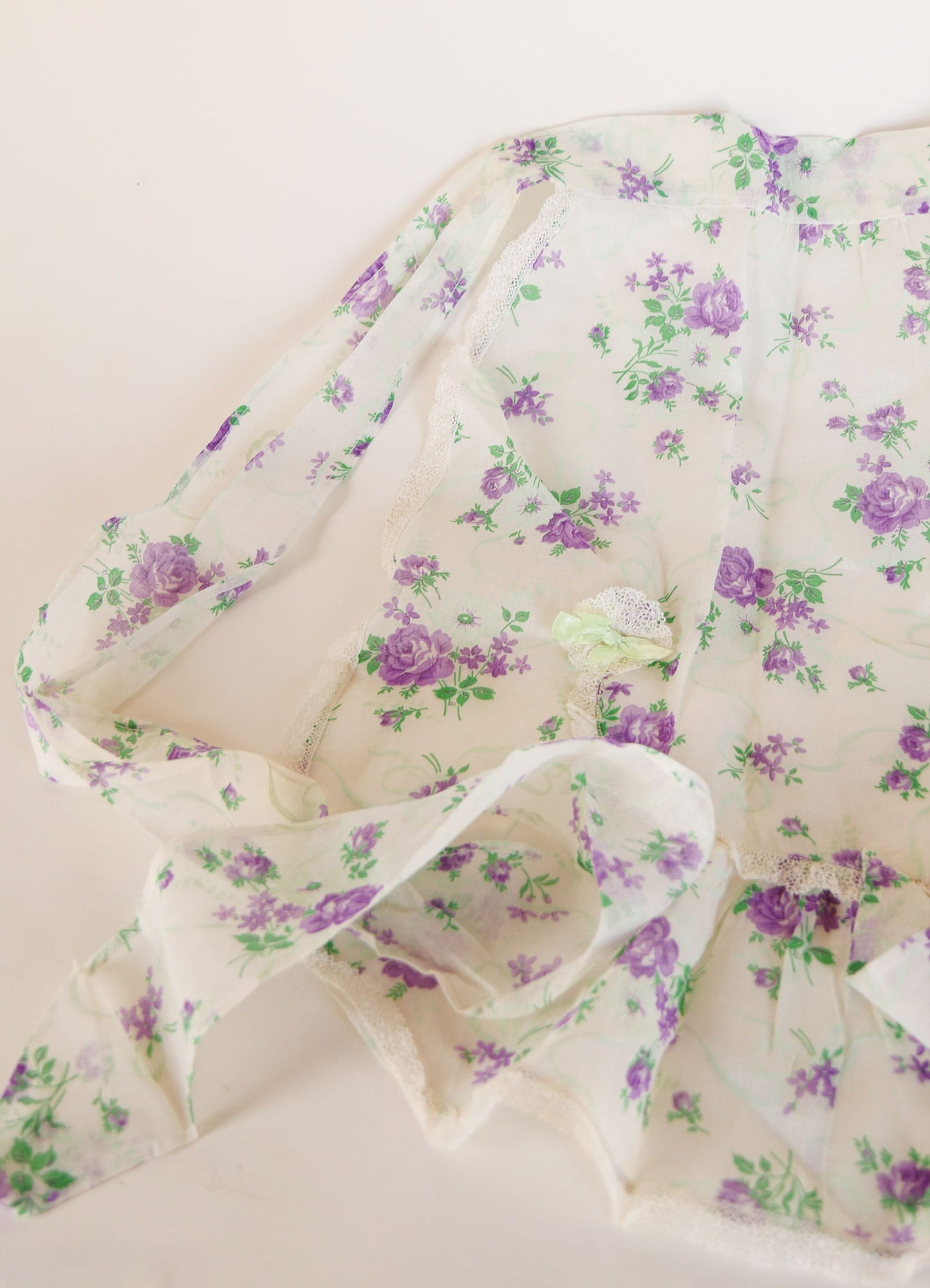 Vintage Cotton Purple Floral Apron, Vintage Floral Apron, Antique Floral Apron, Vintage Country Apron, Vintage Floral Waist Apron, Tie Around Floral Apron, Vintage Purple Floral Cotton Apron, Vintage Kitchen Decor