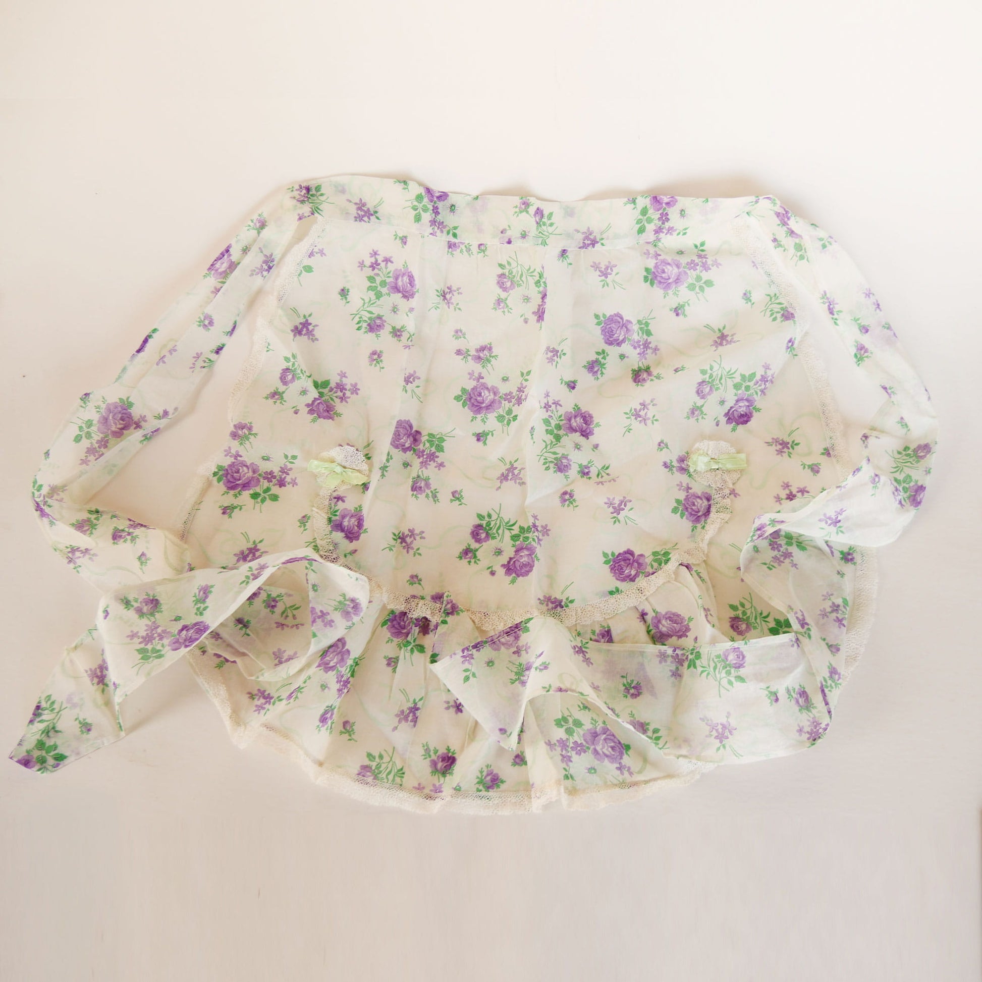 Vintage Cotton Purple Floral Apron, Vintage Floral Apron, Antique Floral Apron, Vintage Country Apron, Vintage Floral Waist Apron, Tie Around Floral Apron, Vintage Purple Floral Cotton Apron, Vintage Kitchen Decor