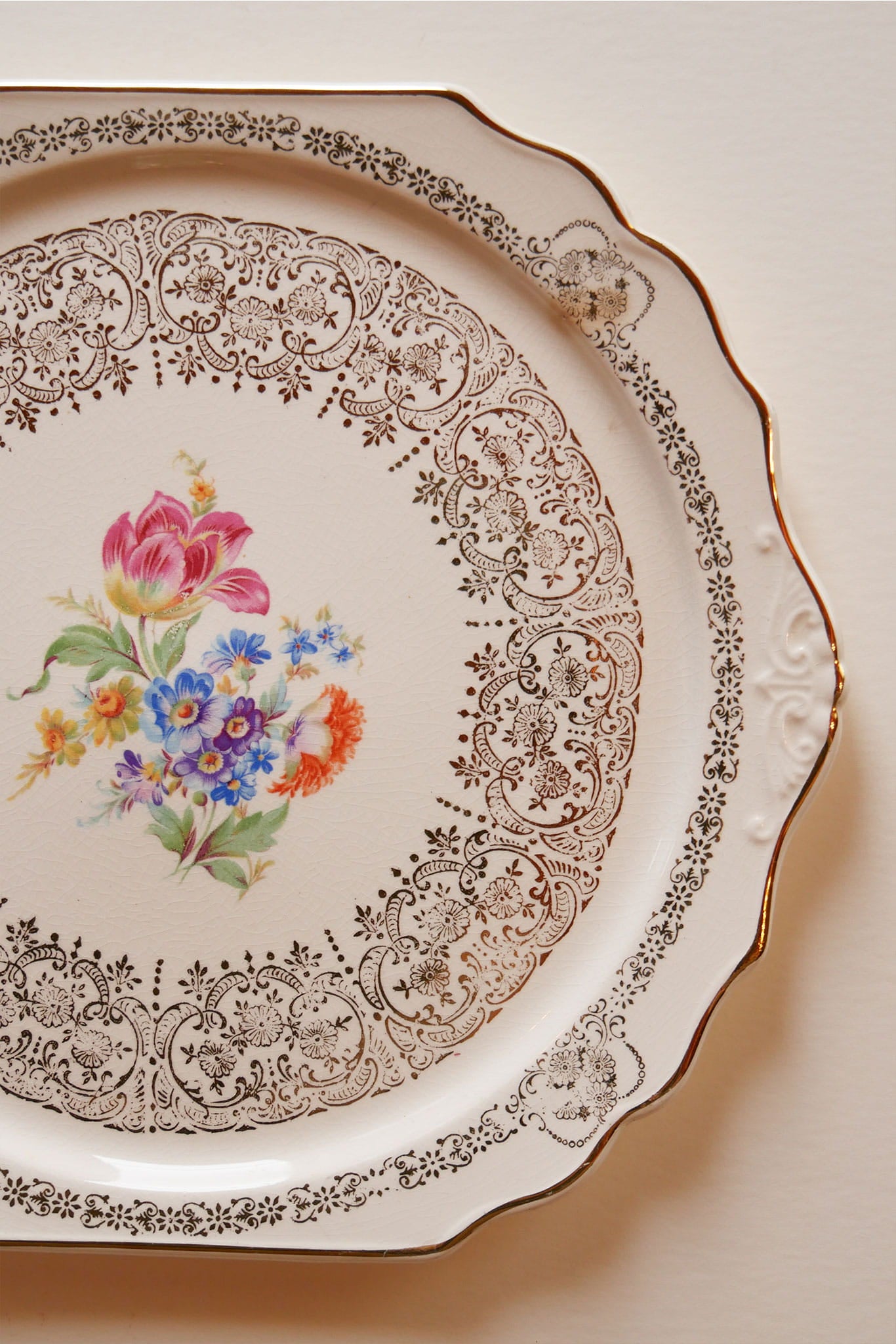 Vintage Queen Anne Floral and 24k Gold Rimmed Cake Plate, Vintage Floral Plate, Vintage Floral Cake Platter, Vintage Queen Anne Cake Platter, Vintage Floral Plate Wall