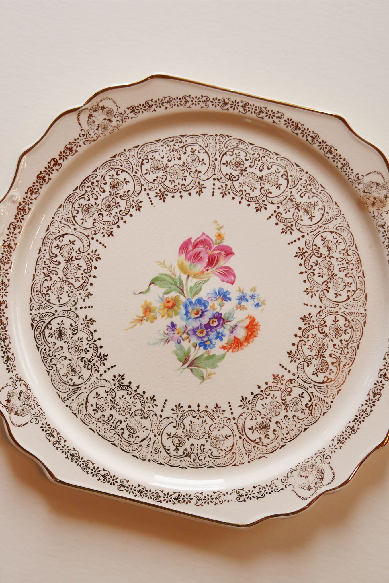 Vintage Queen Anne Floral and 24k Gold Rimmed Cake Plate, Vintage Floral Plate, Vintage Floral Cake Platter, Vintage Queen Anne Cake Platter, Vintage Floral Plate Wall
