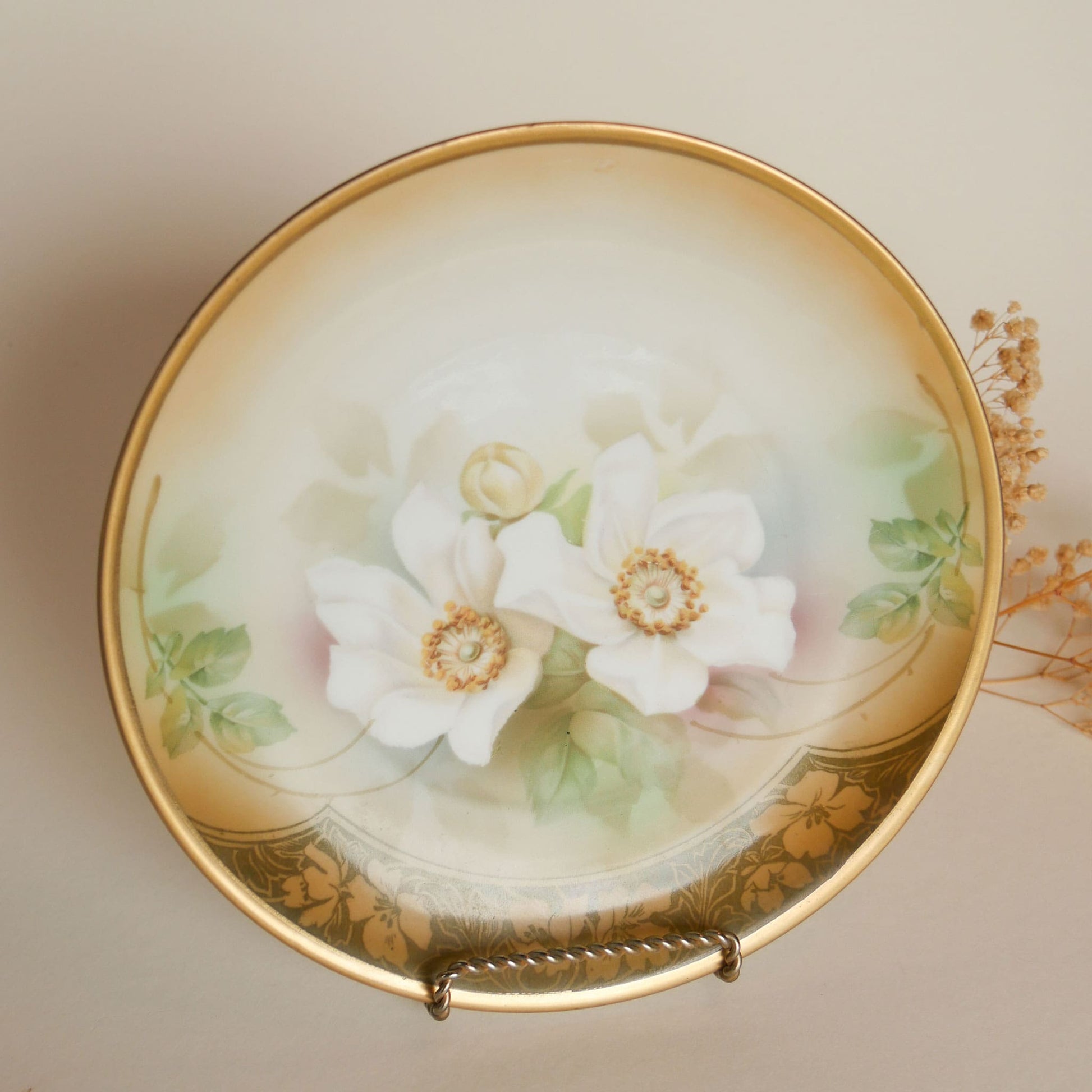Vintage Hand Painted White Floral RS Germany 8in Plate Vintage Plate Wall Vintage Floral Plate Gallery Wall