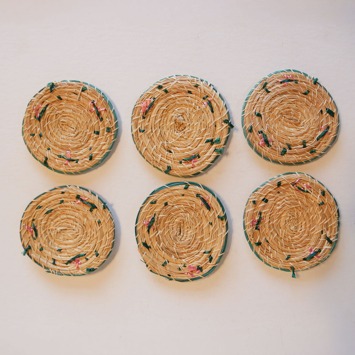 Vintage Raffia Floral Coasters, Vintage Tropical Decor, Vintage Wicker Coasters, Tropical Wicker Coasters