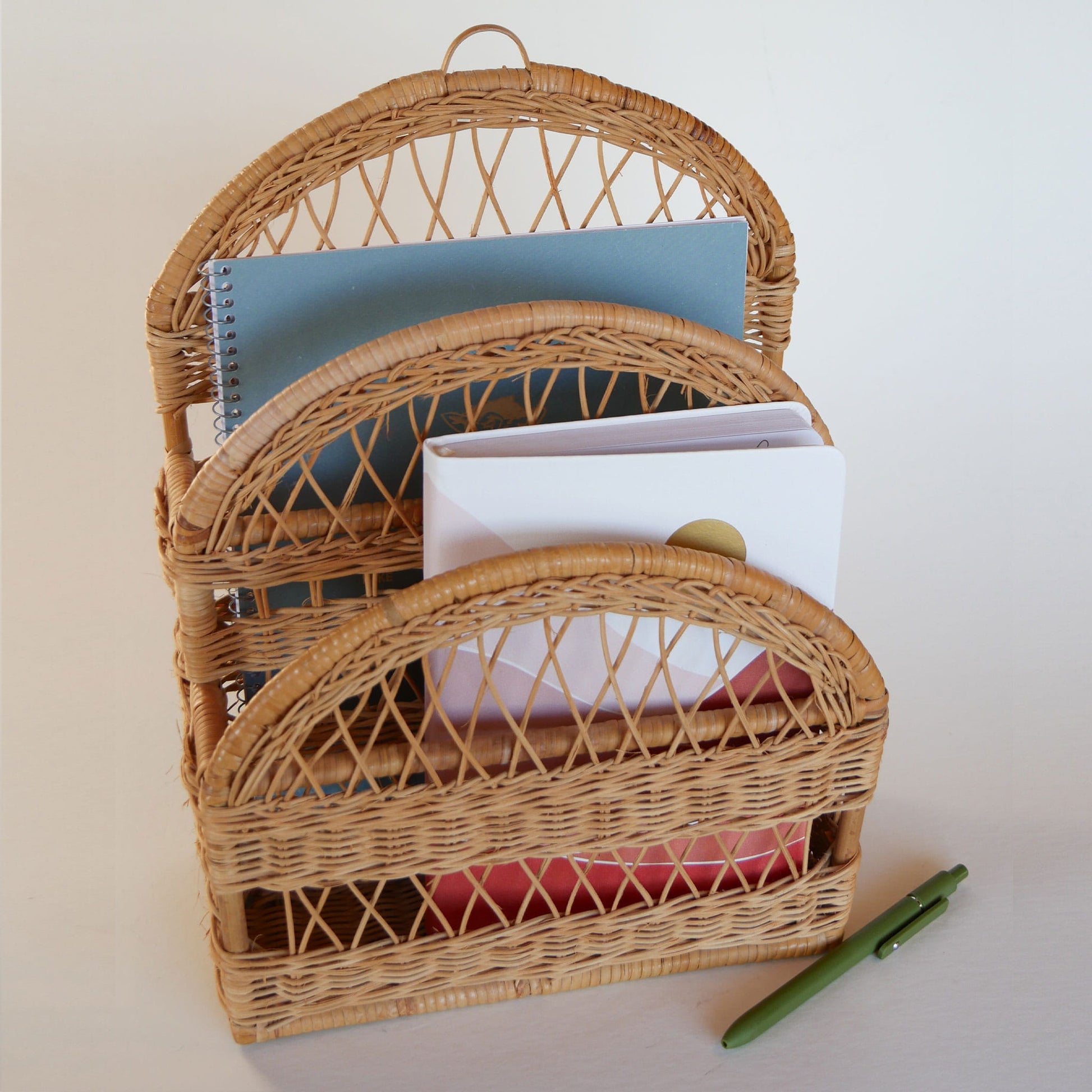 Vintage Basket Organizer, Rattan Wicker Desk Organizer, Vintage Wicker Baskets, Vintage Basket Decor