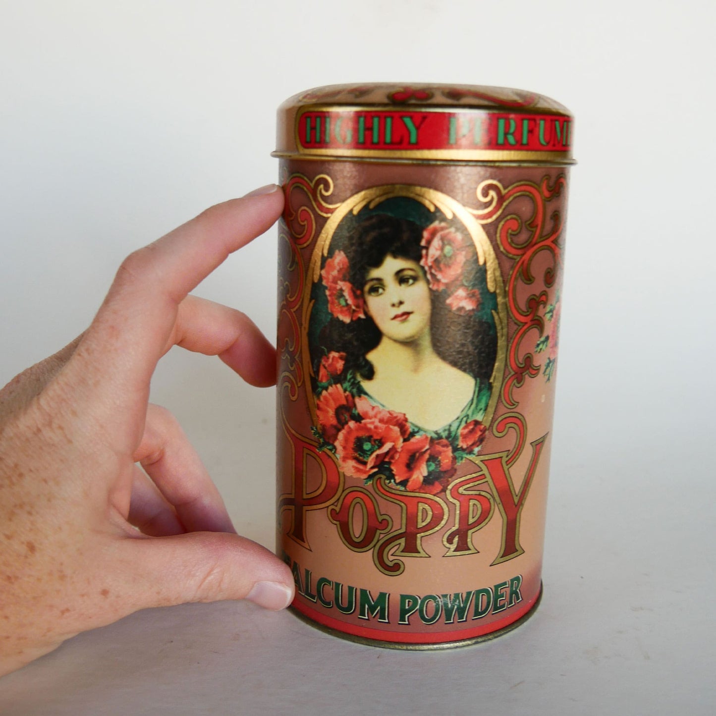Vintage Poppy Floral Round Talcum Powder Tin Container, Made in England, Vintage Poppy Talcom Powder Container