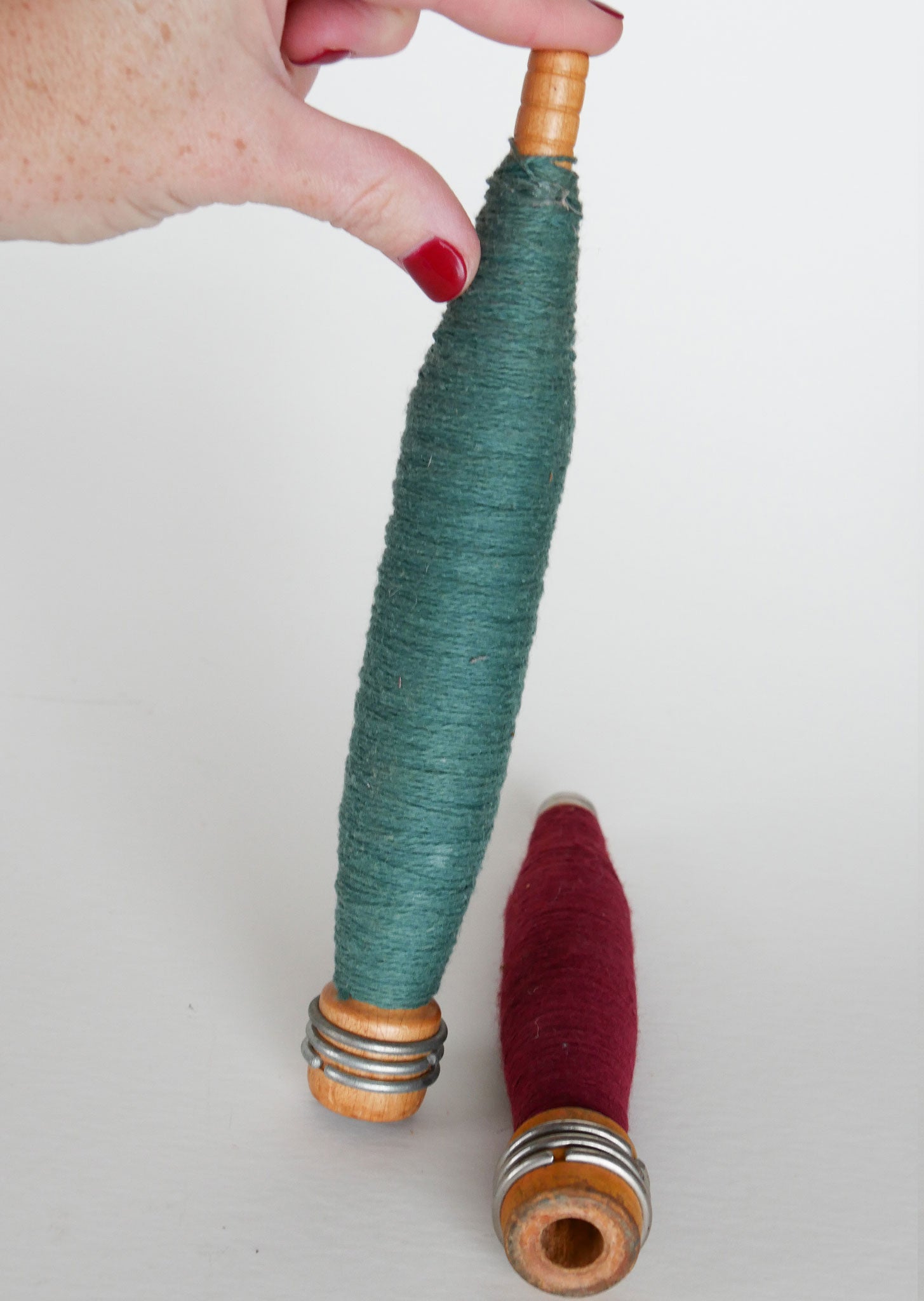 Vintage Thread Bobbins, Vintage Bobbins, Vintage Sewing Decor, Vintage Home Decor