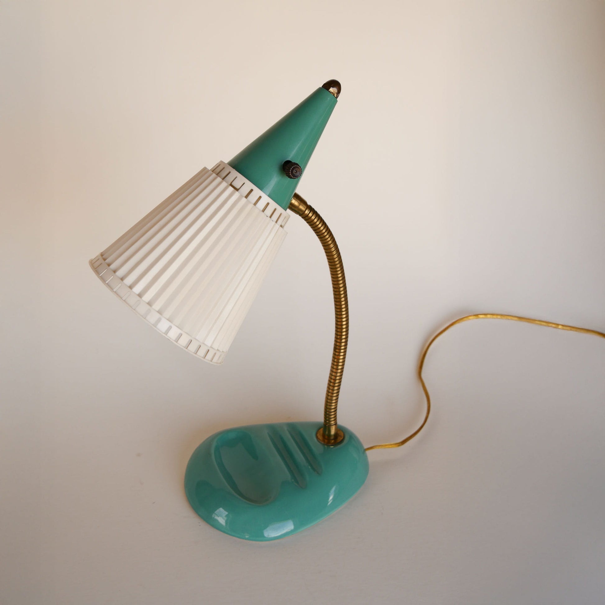 Vintage Retro Teal Desk Lamp, Vintage Teal Desk Lamp, Vintage Retro Lighting, Vintage Midcentury Lighting, Midcentury Modern Desk Lamp, Vintage Desk Lamp, Vitnage Teal Desk Lamp, Vintage Retro Lamp