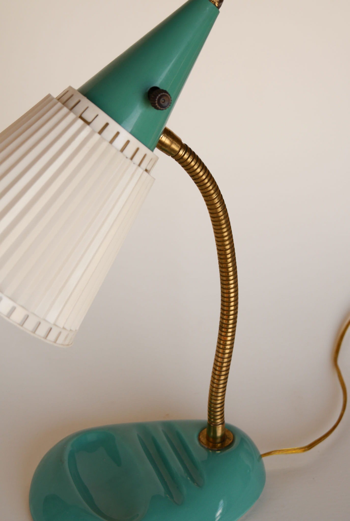 Vintage Retro Teal Desk Lamp, Vintage Teal Desk Lamp, Vintage Retro Lighting, Vintage Midcentury Lighting, Midcentury Modern Desk Lamp, Vintage Desk Lamp, Vitnage Teal Desk Lamp, Vintage Retro Lamp