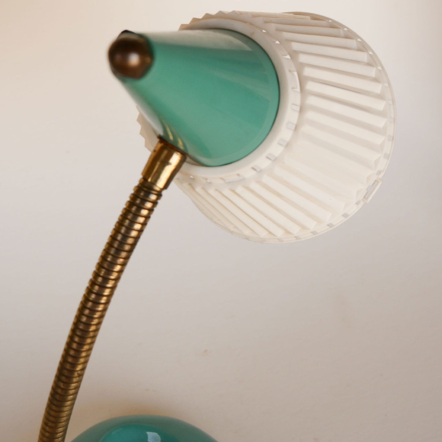 Vintage Retro Teal Desk Lamp, Vintage Teal Desk Lamp, Vintage Retro Lighting, Vintage Midcentury Lighting, Midcentury Modern Desk Lamp, Vintage Desk Lamp, Vitnage Teal Desk Lamp, Vintage Retro Lamp