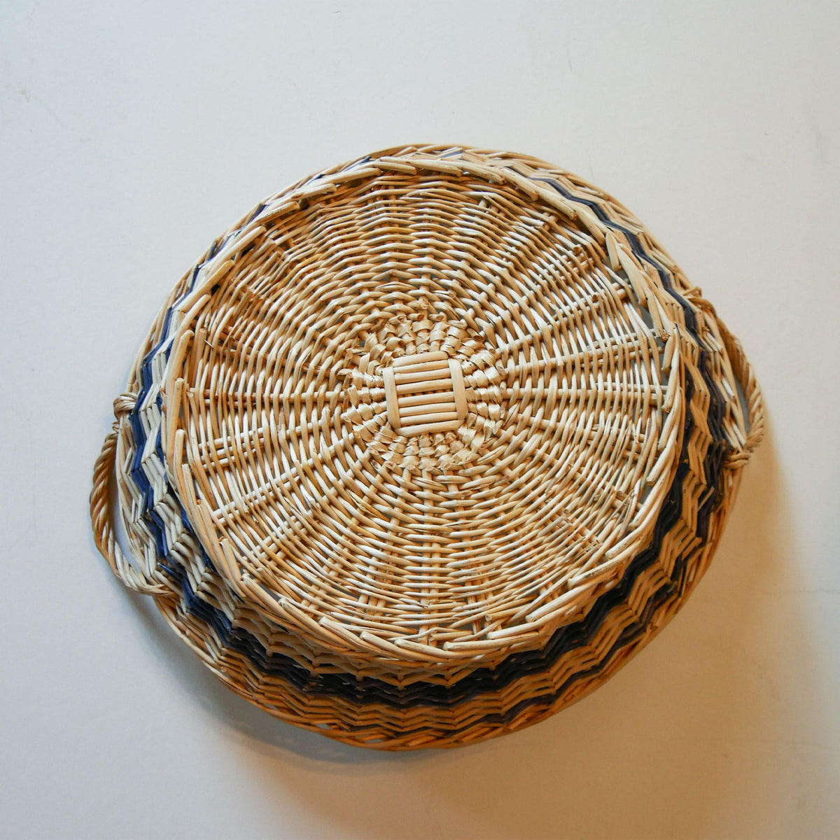Round Blue Striped Wicker Tray with Handles, Vintage Wicker Basket, Vintage Basket Wall, Vintage Boho Basket Wall, Vintage Striped Basket Wall, Vintage Blue Stripe Basket