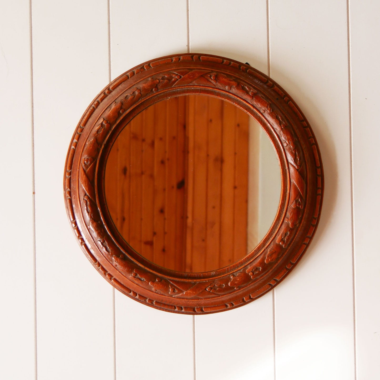 Vintage Wood Carved Round Mirror, Vintage Wall Mirror, Vintage Wood Carved Round Mirror, Vintage Farmhouse Mirror, Vintage Cottage Wall Mirror