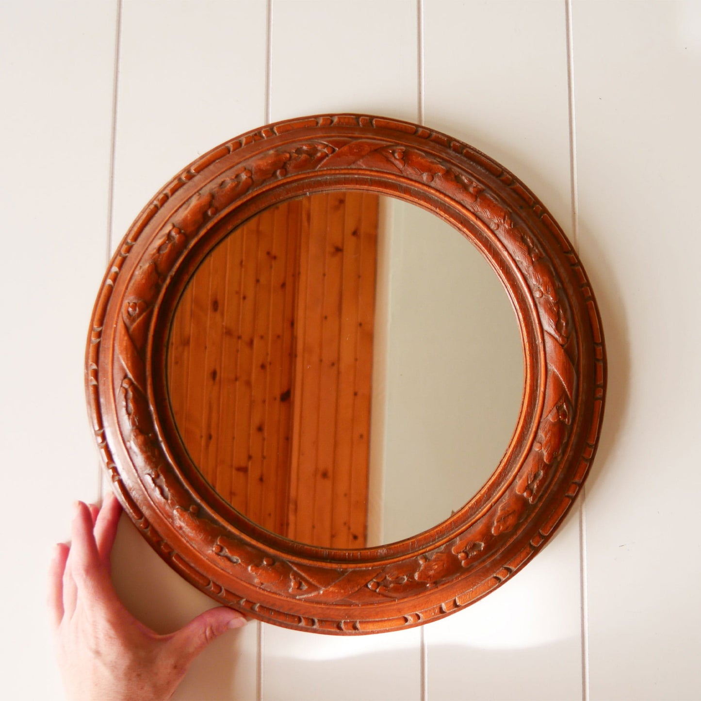 Vintage Wood Carved Round Mirror, Vintage Wall Mirror, Vintage Wood Carved Round Mirror, Vintage Farmhouse Mirror, Vintage Cottage Wall Mirror