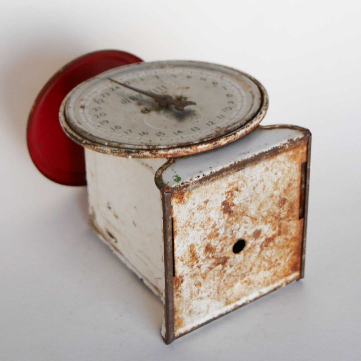 Vintage Rustc Wayrite Scale, Red Platform, Rustic Wayrite Scale, Red Wayrite Scale