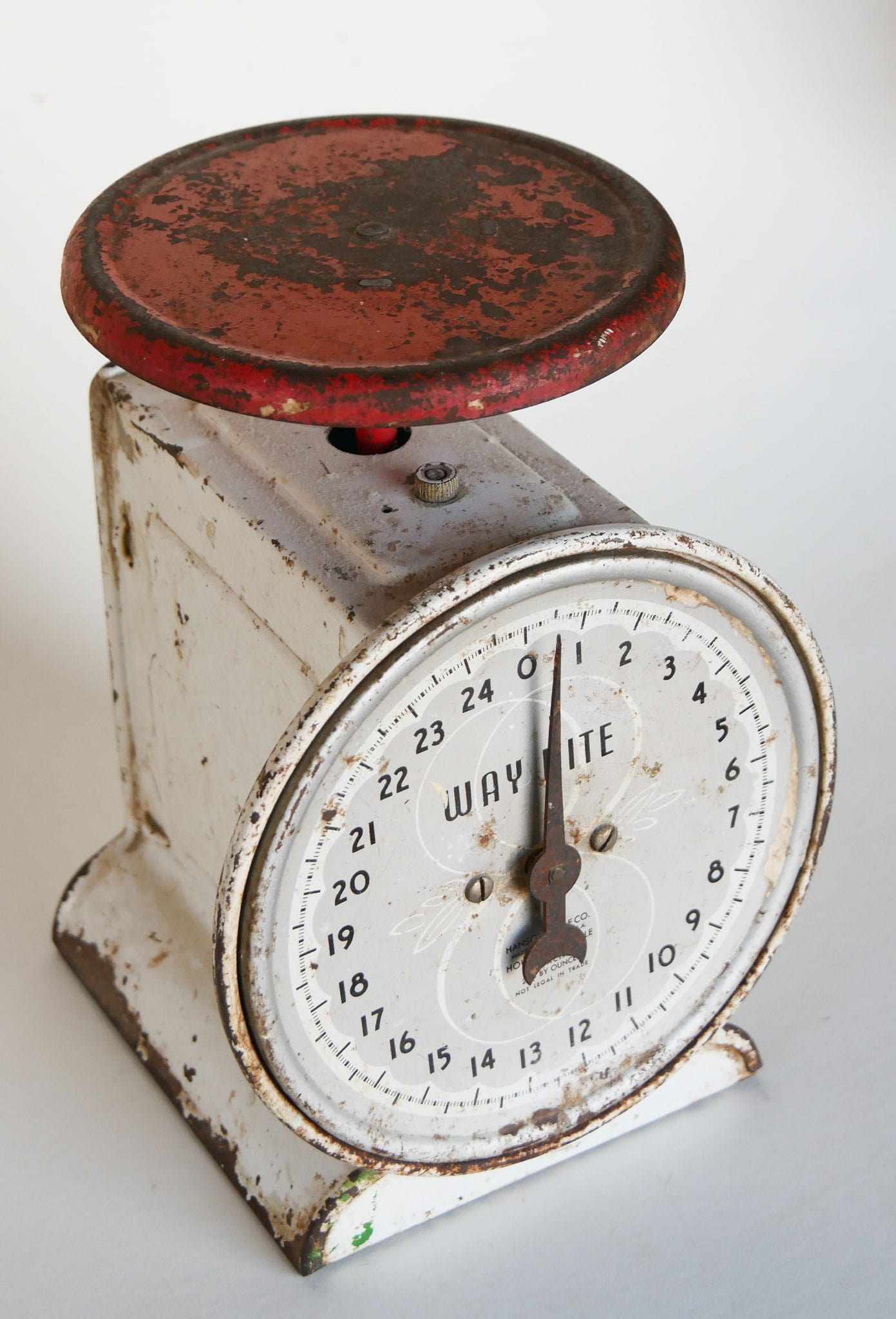 Vintage Rustc Wayrite Scale, Red Platform, Rustic Wayrite Scale, Red Wayrite Scale