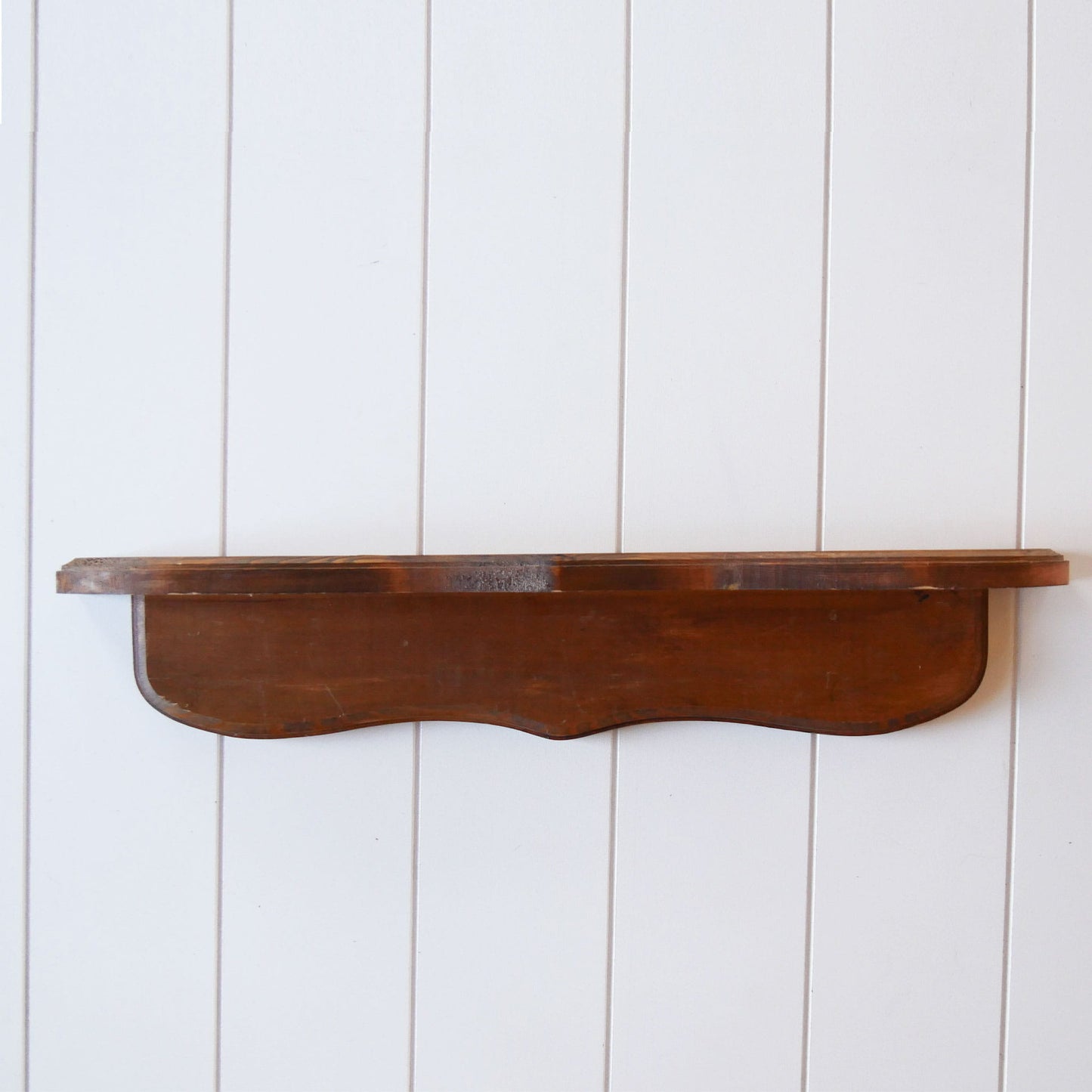 Vintage Scalloped Wood Wall Mounted Shelf, Cottagecore Shelf, Plate Display Shelf, Vintage Wood Scalloped Shelf