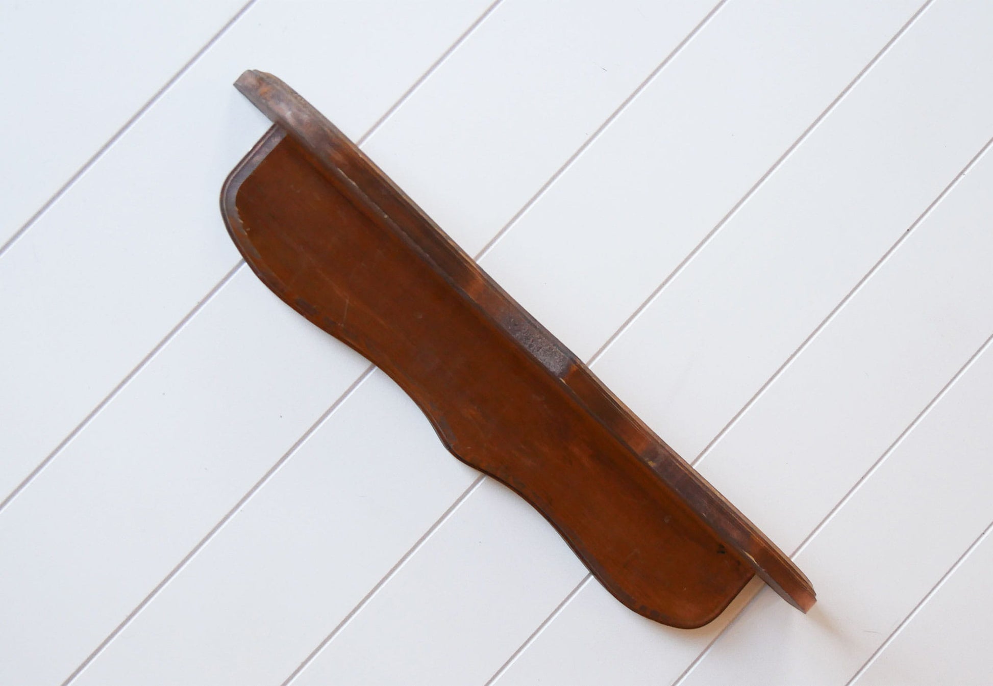 Vintage Scalloped Wood Wall Mounted Shelf, Cottagecore Shelf, Plate Display Shelf, Vintage Wood Scalloped Shelf