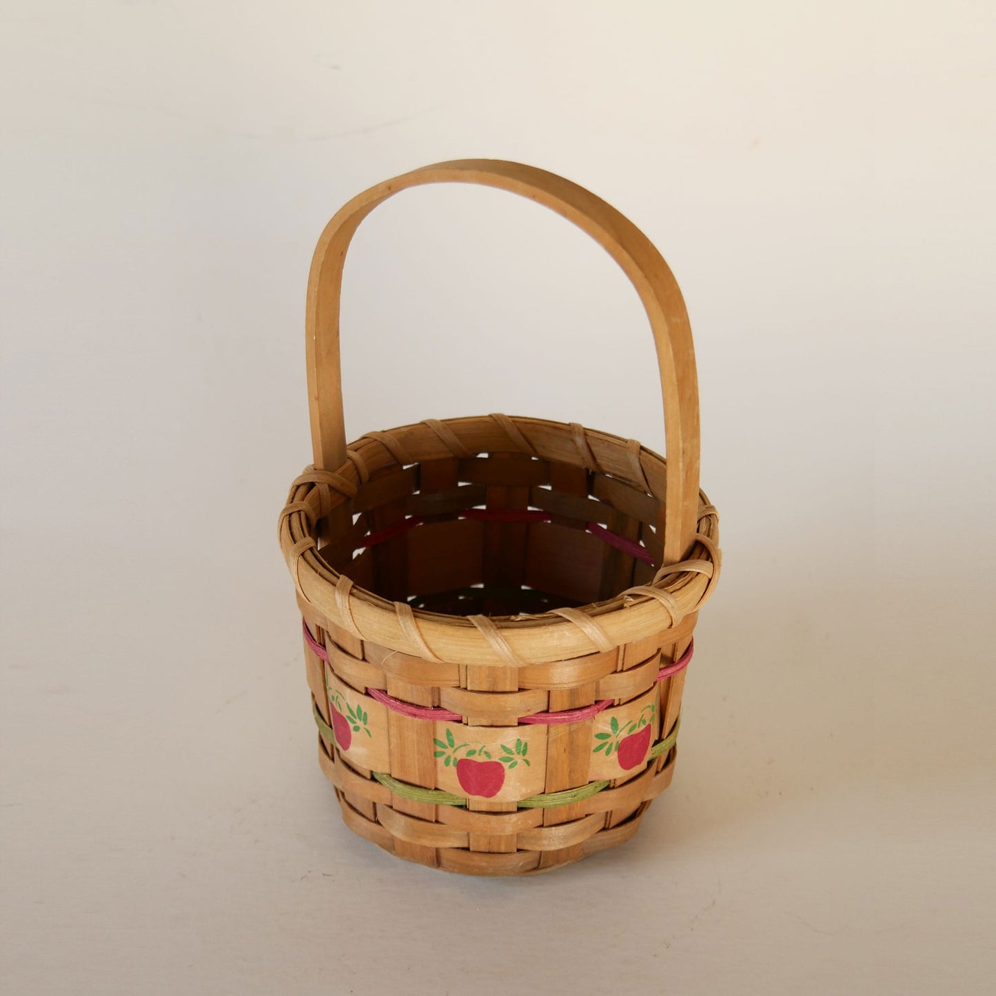 Vintage Wicker Apple Basket, Vintage Apple Basket, VIntage Mini Apple Basket, Vintage COttage Basket, Vintage Mini Cottage Basket, Vintage Apple Decor, Vintage Basket Decor
