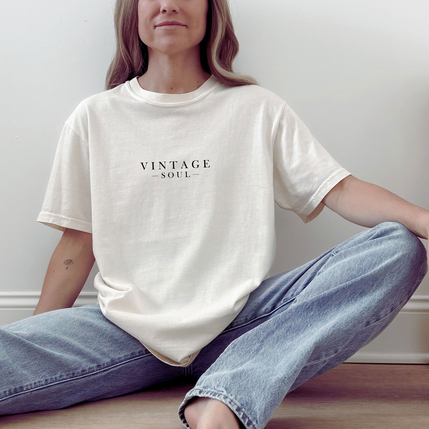 Vintage Soul Sweatshirt, Vintage Soul Ivory Tee, Vintage Soul Saying Shirt, Vintage Saying shirt, Vintage Soul Green Tee, Vintage Soul Green Sweatshirt, Vintage Saying Relaxed Fit Tee, Vintage Saying Relxed Fit Shirt, Vintage Saying Relxed Fit Tshirt, Comfort Colors Vintage Tee