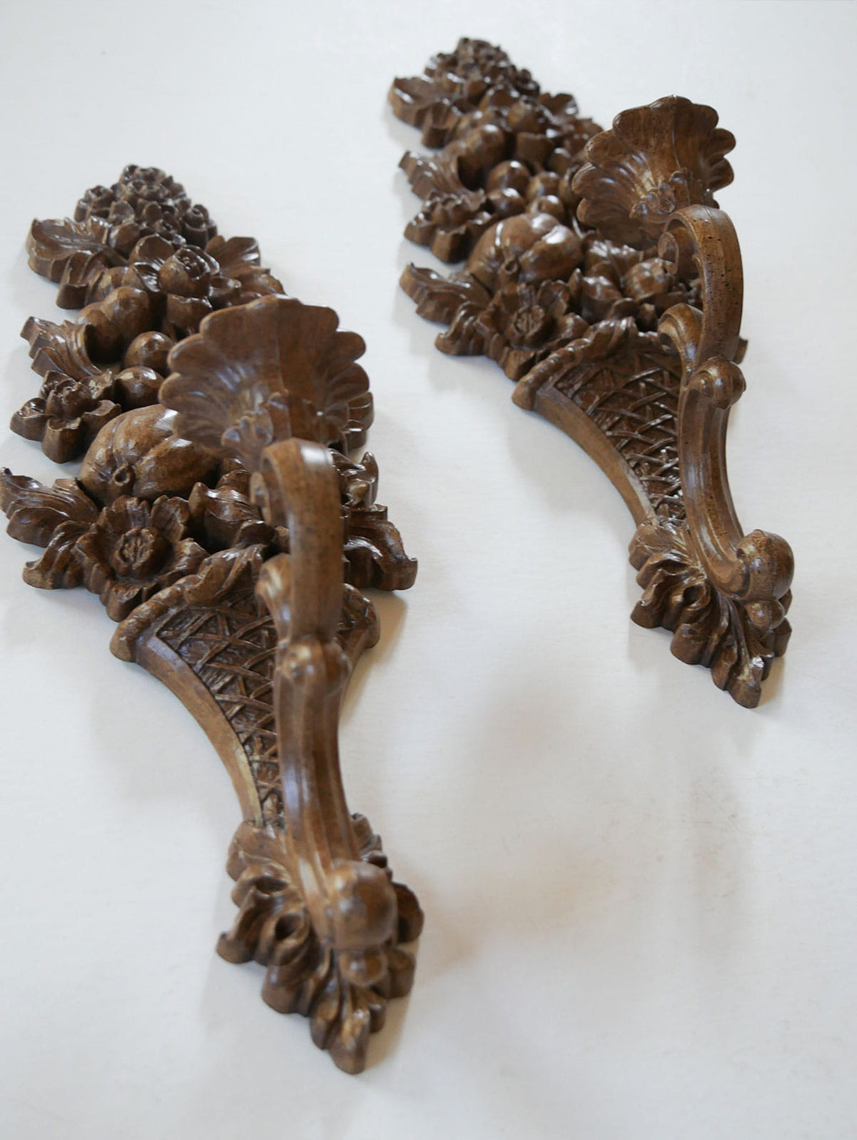 Vintage Syroco Candle Sconces, Vintage Fruit Carved cAndle Sconces, Vintage Syroco SConces, Vintage Candle Sconces, Vintage Fruit and Floral Sconces