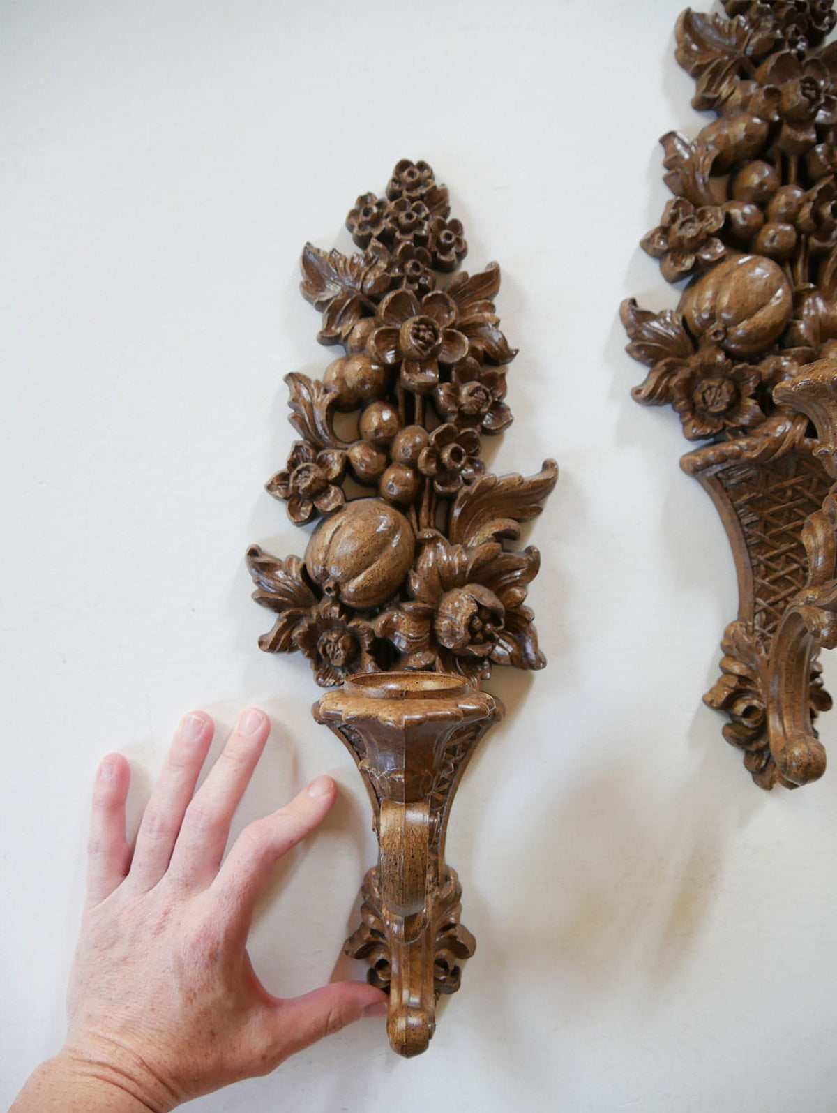 Vintage Syroco Candle Sconces, Vintage Fruit Carved cAndle Sconces, Vintage Syroco SConces, Vintage Candle Sconces, Vintage Fruit and Floral Sconces