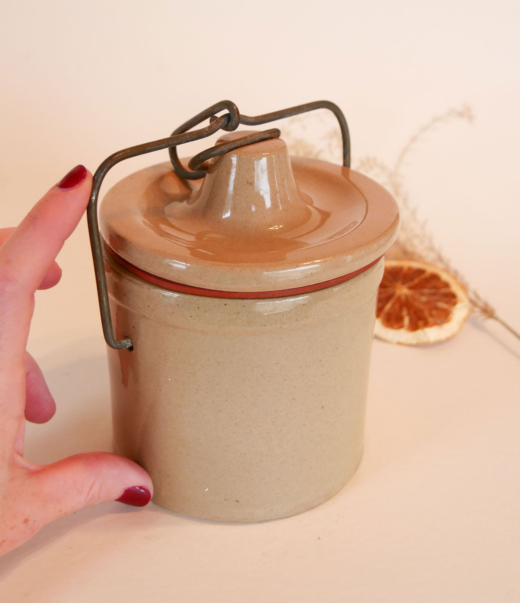 Vintage Tan Butter Crock with Seal and Latch Lid, Vintage Crock, Vintage Stoneware, Primitive Decor, Vintage Home Decor, Vintage Stoneware