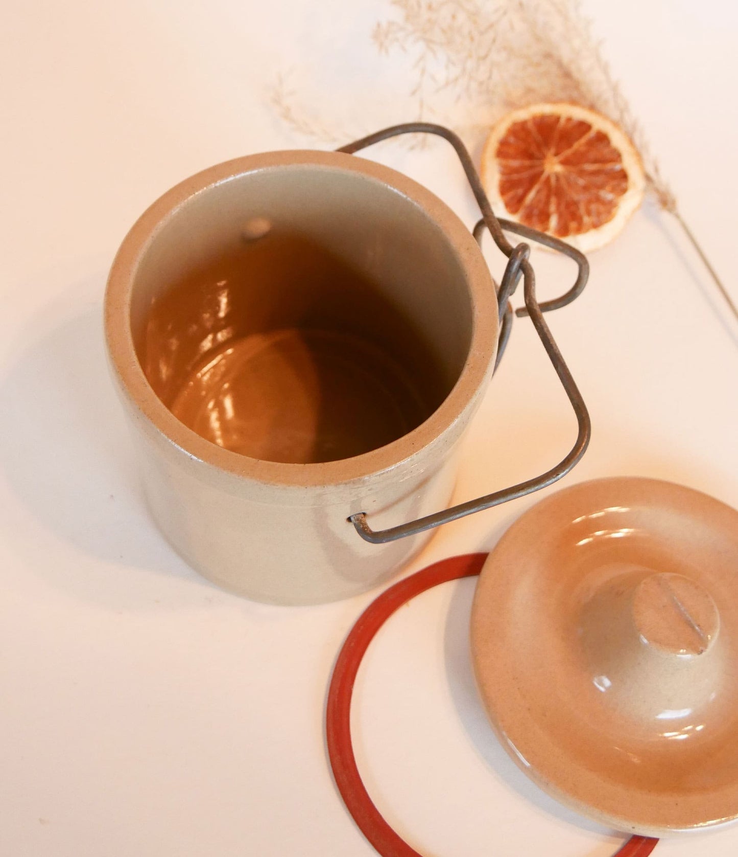 Vintage Tan Butter Crock with Seal and Latch Lid, Vintage Crock, Vintage Stoneware, Primitive Decor, Vintage Home Decor, Vintage Stoneware