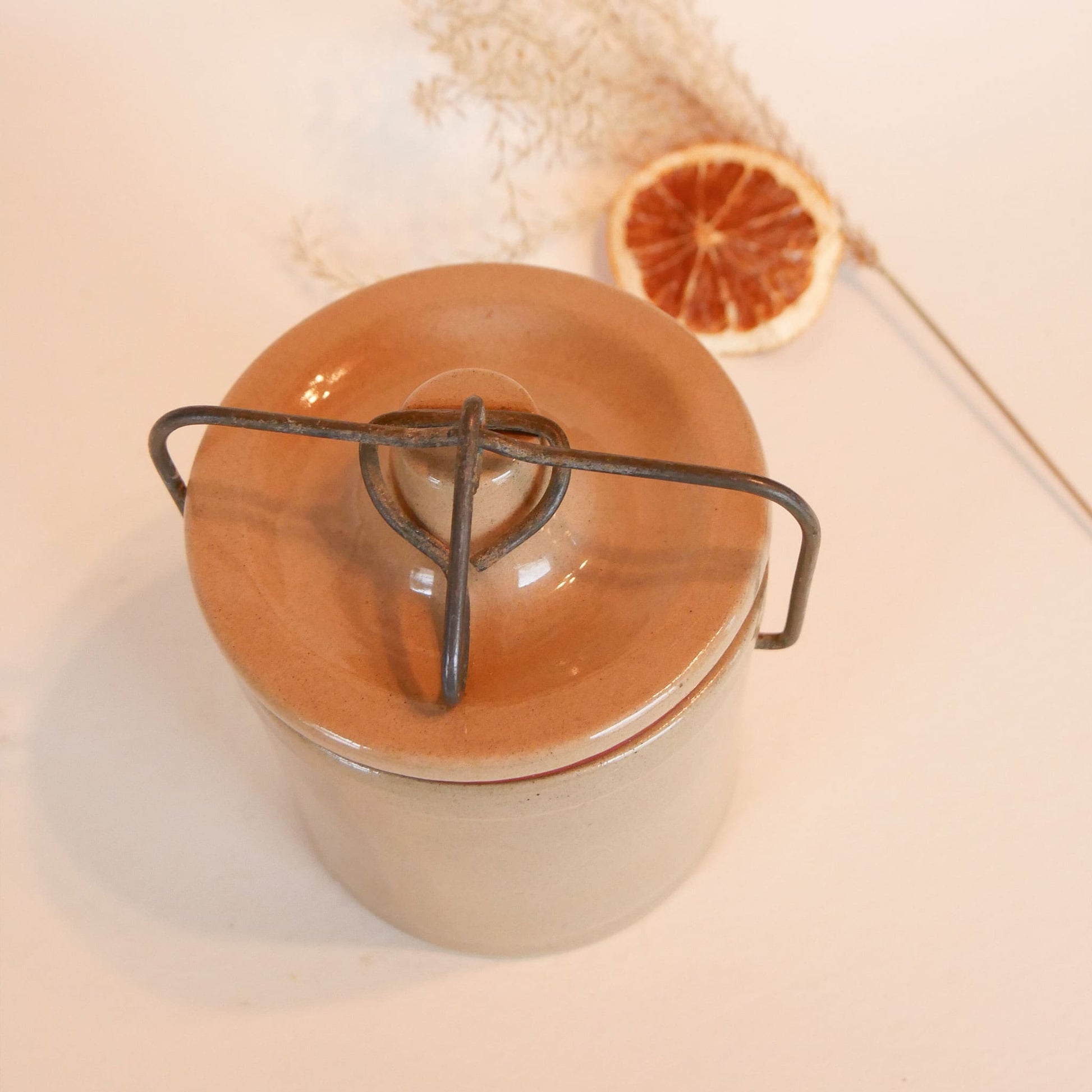 Vintage Tan Butter Crock with Seal and Latch Lid, Vintage Crock, Vintage Stoneware, Primitive Decor, Vintage Home Decor, Vintage Stoneware