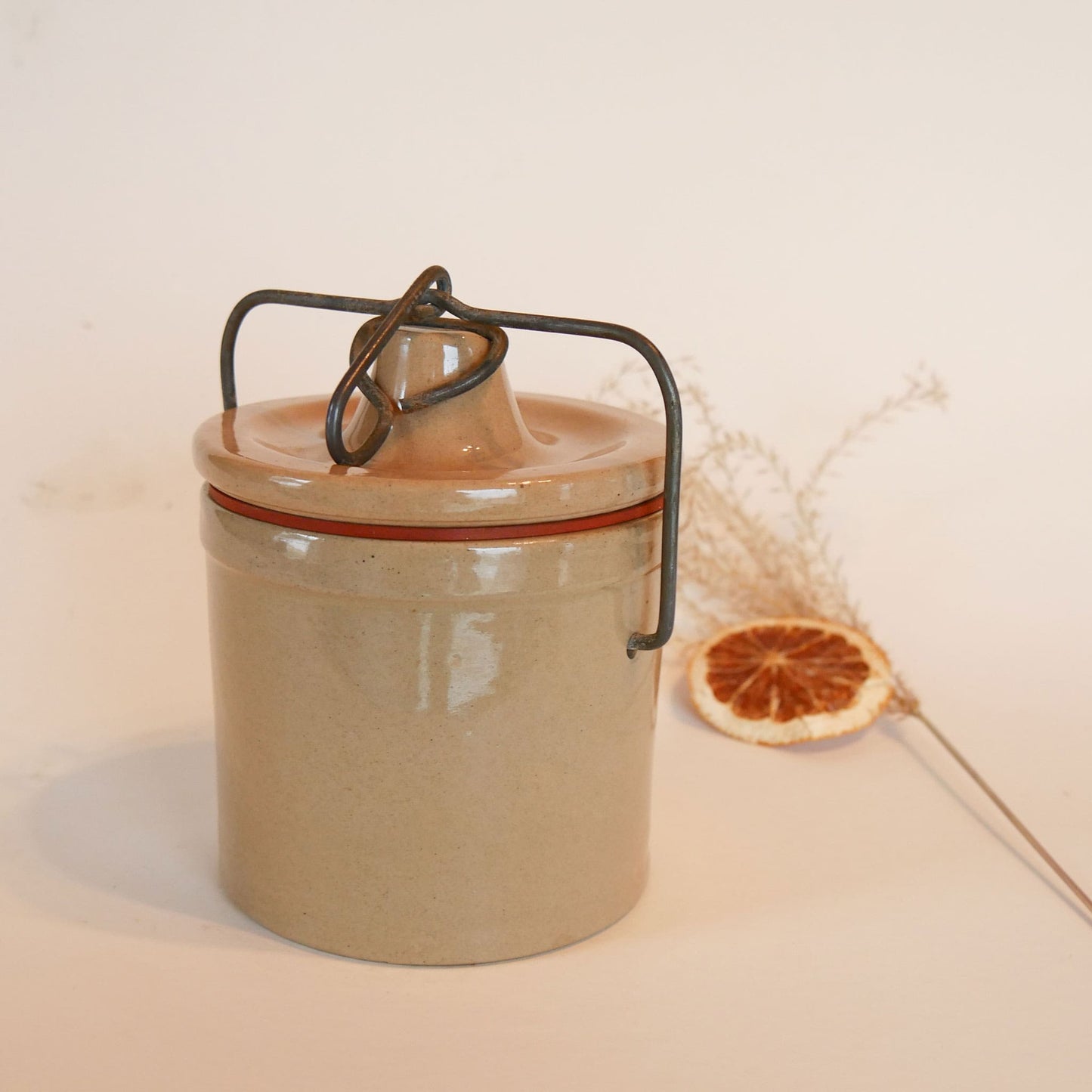 Vintage Tan Butter Crock with Seal and Latch Lid, Vintage Crock, Vintage Stoneware, Primitive Decor, Vintage Home Decor, Vintage Stoneware