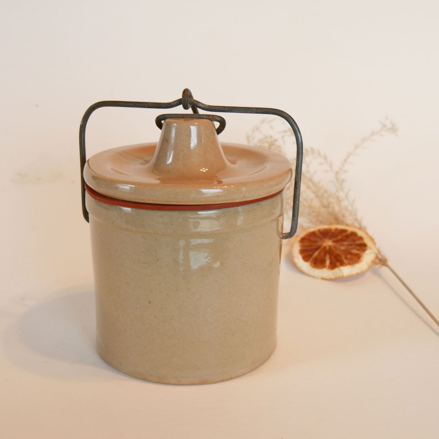 Vintage Tan Butter Crock with Seal and Latch Lid, Vintage Crock, Vintage Stoneware, Primitive Decor, Vintage Home Decor, Vintage Stoneware