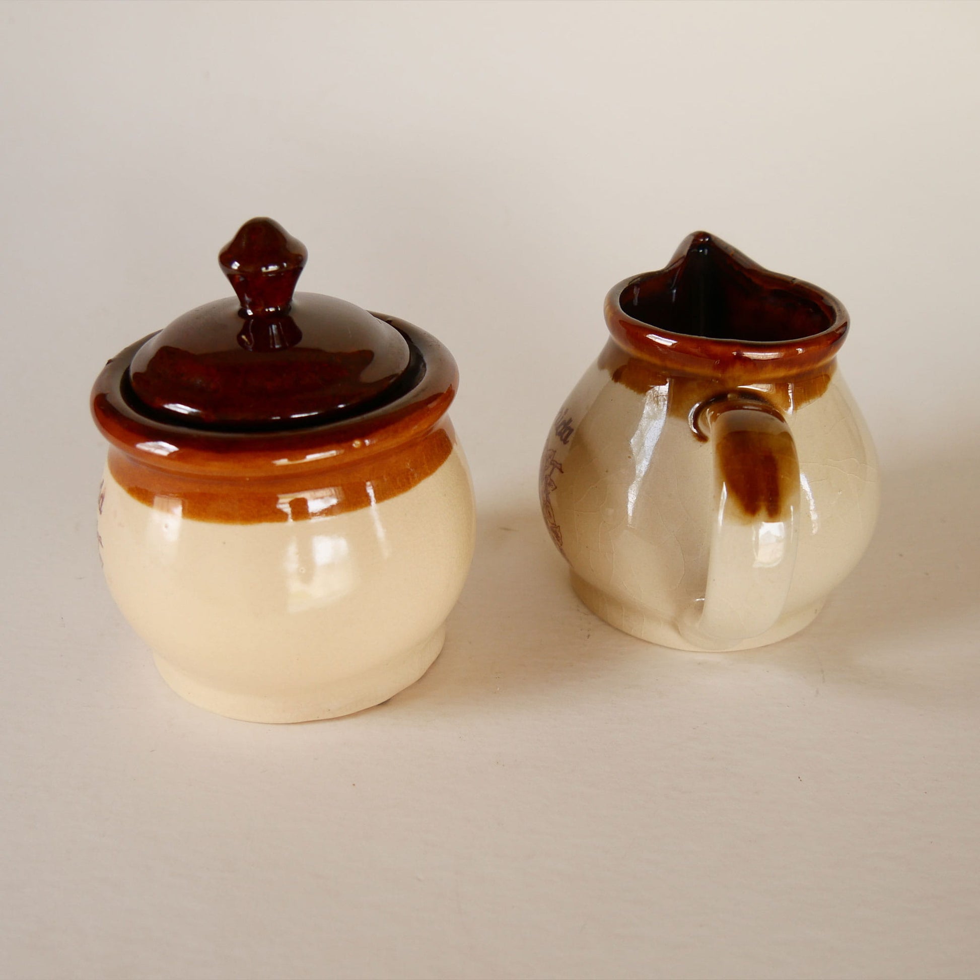 VIntage Florida Two-Tone Brown Creamer and Sugar Dish, Vintage Two Tone Pottery, Vintage Farmhouse Pottery, Vintage Two Tone Stoneware, Vintage Two Tone Creamer, Vintage Two Tone Sugar Dish, Vintage Florida Two Tone Pottery, Vintage Brown Florida Pottery