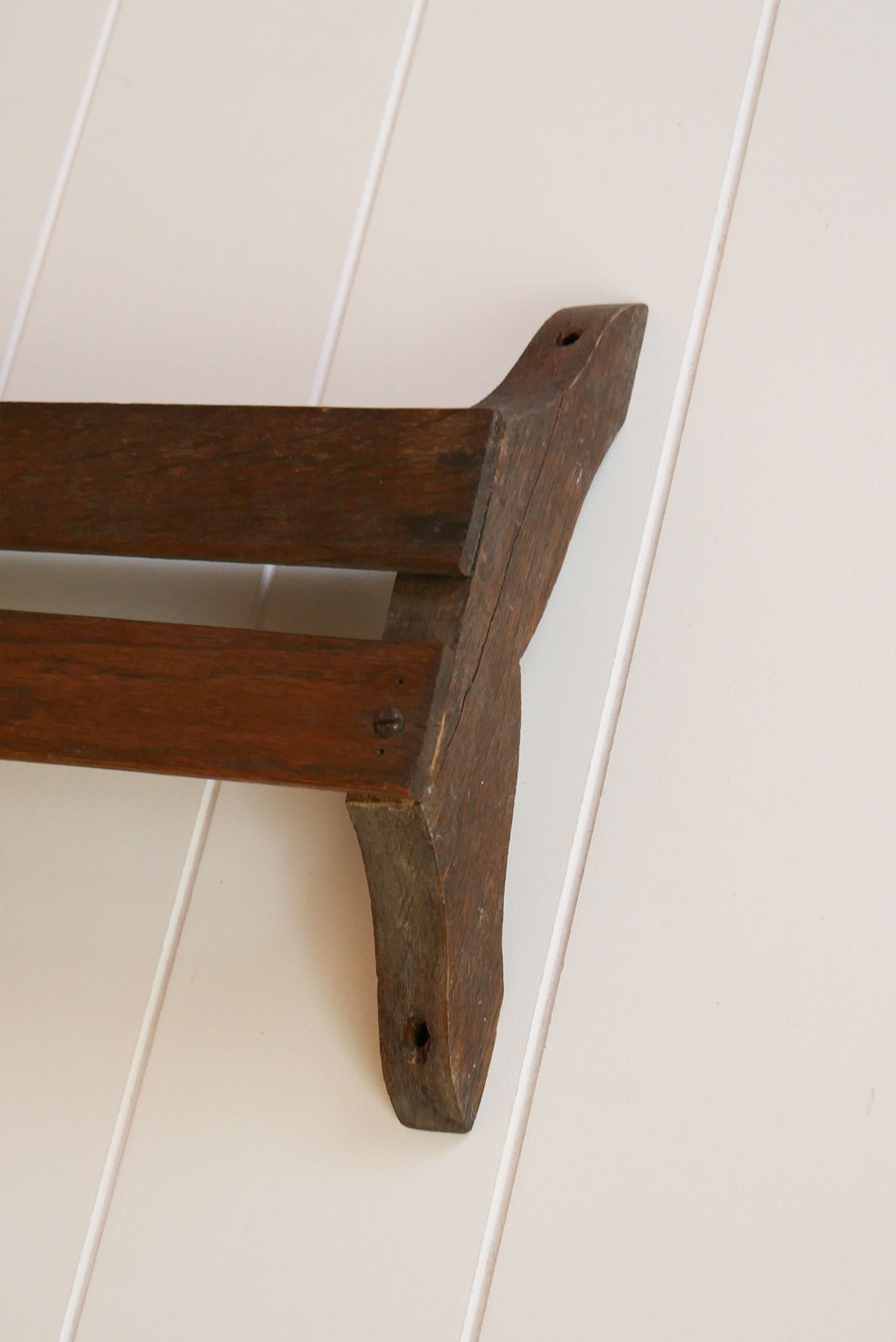 Vintage Oak Church Hymn Book Cubby, Antique Church Pew Cubby, Church Pew Book Cubby, Vintage Wall Mounted Shelf, Vintage Plate Display