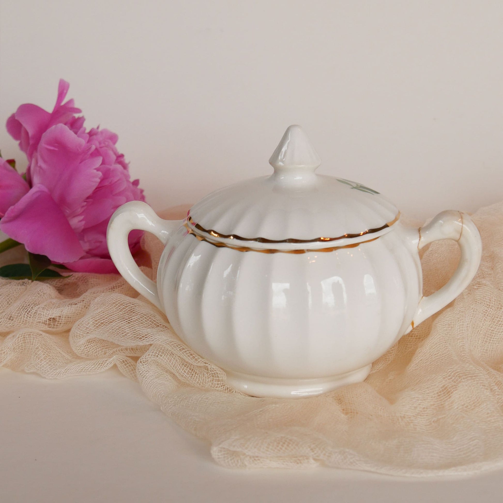 W.S. George Bolero Sugar Dish and Lid, Cameilla Floral Design, Vintage Pink Floral China, Vintage Pink Flower Creamer