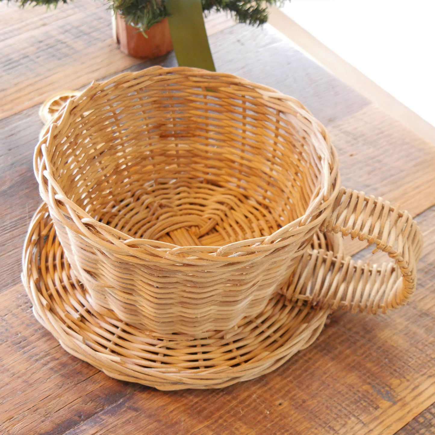 Vintage Wicker Basket Coffee Mug Planter, Vintage Wicker MUg Planter, Vintage WIcker Planter