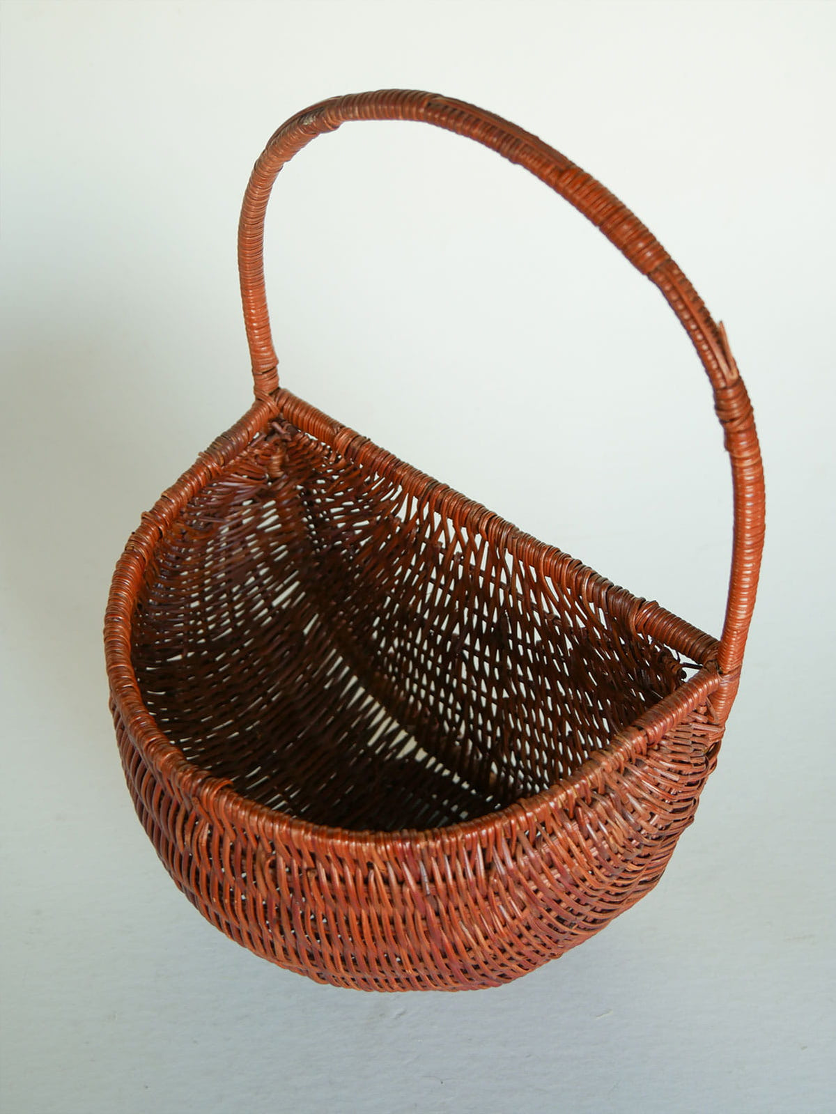 Vintage Half Moon Hanging Basket, Vintage Hanging Basket, Vintage Cottagecore Baskets, VIntage Cottage Basket, Cottagecore Wall DEcor, Vintage Basket Wall