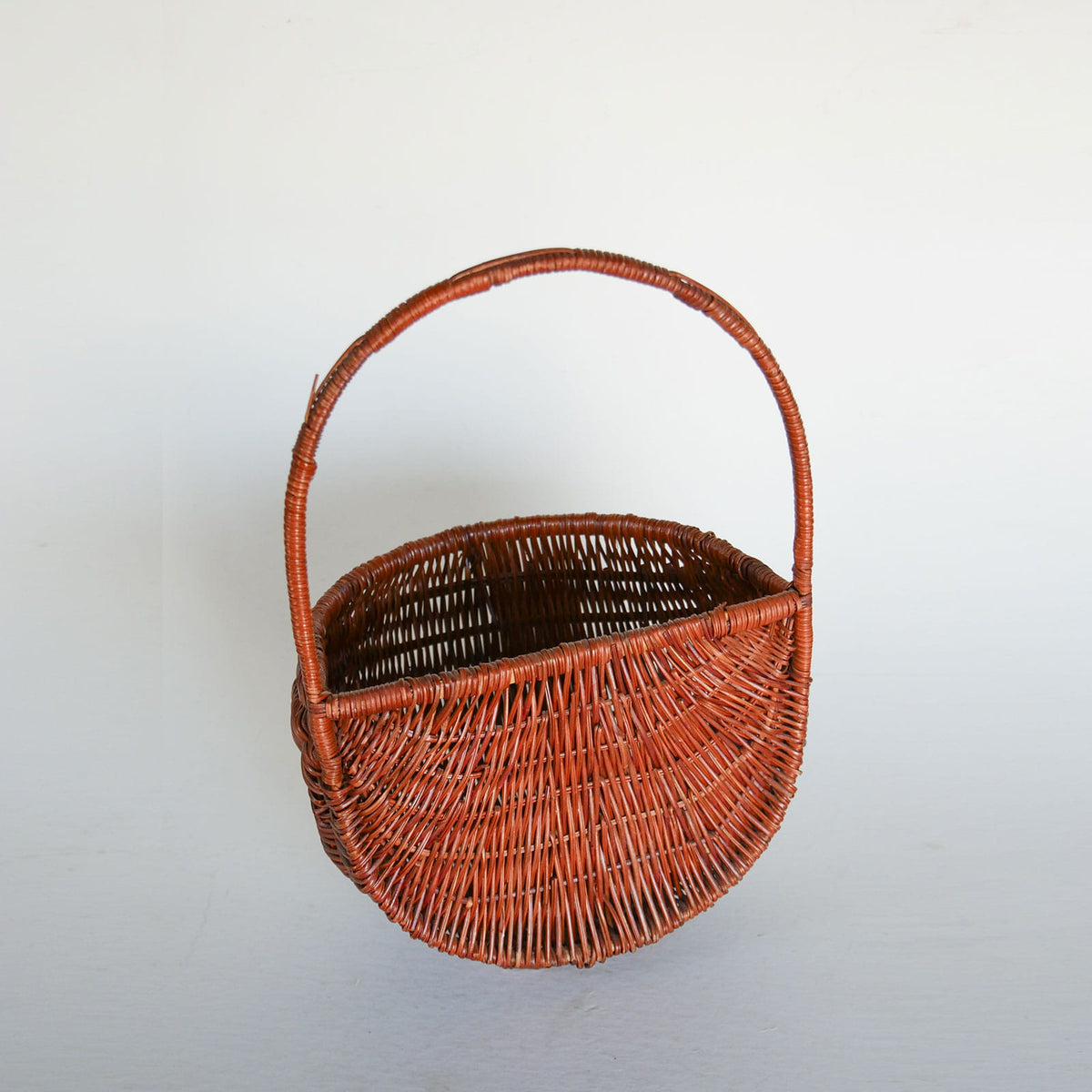 Vintage Half Moon Hanging Basket, Vintage Hanging Basket, Vintage Cottagecore Baskets, VIntage Cottage Basket, Cottagecore Wall DEcor, Vintage Basket Wall