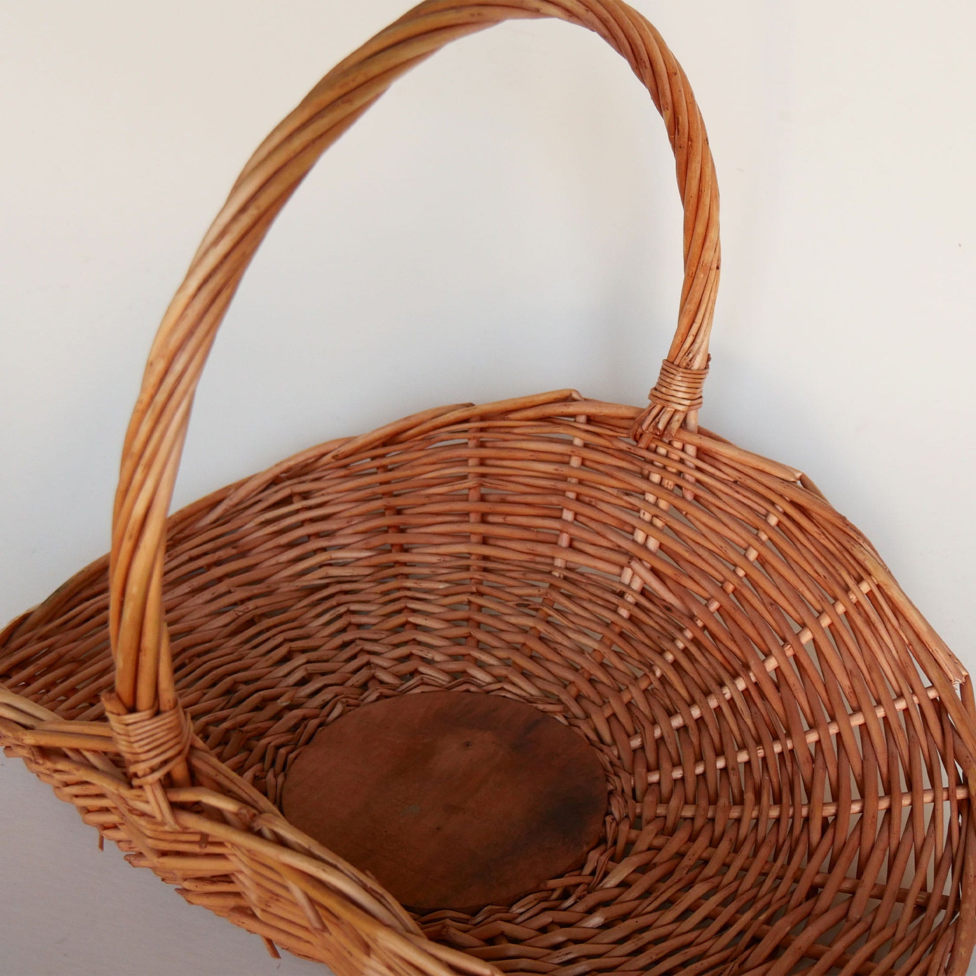 Large European Country Style Gathering Basket, Vintage Gathering Basket, Vintage Flower Basket, Vintage Harvest Basket, Farmhouse Baskets