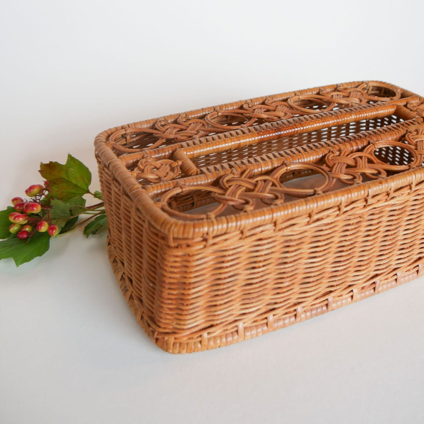 Vintage Rattan Wicker Tissue Box Cover Midcentury Decor MCM Wicker Decor Vintage Wicker Decor Wicker Tissue Box