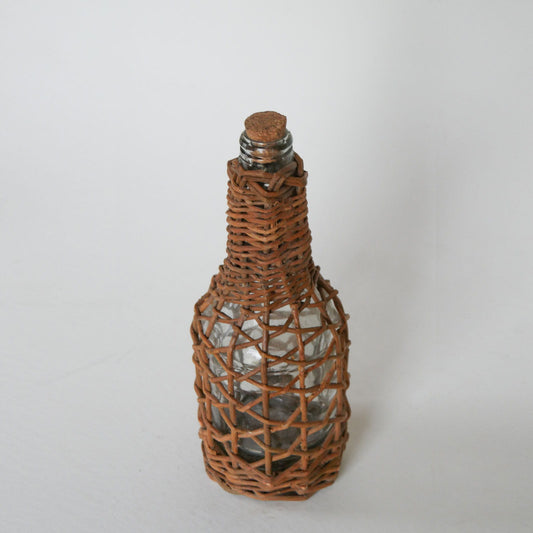 Vintage Wicker Wrapped Wine Bottle, Vintage Wicker Wrapped Carafe, Vintage Demijohn, Vintage Wicker Demijohn, Vintage Wicker Vase, Vintage Rattan Wicker Vase, Primitive Wicker Vase