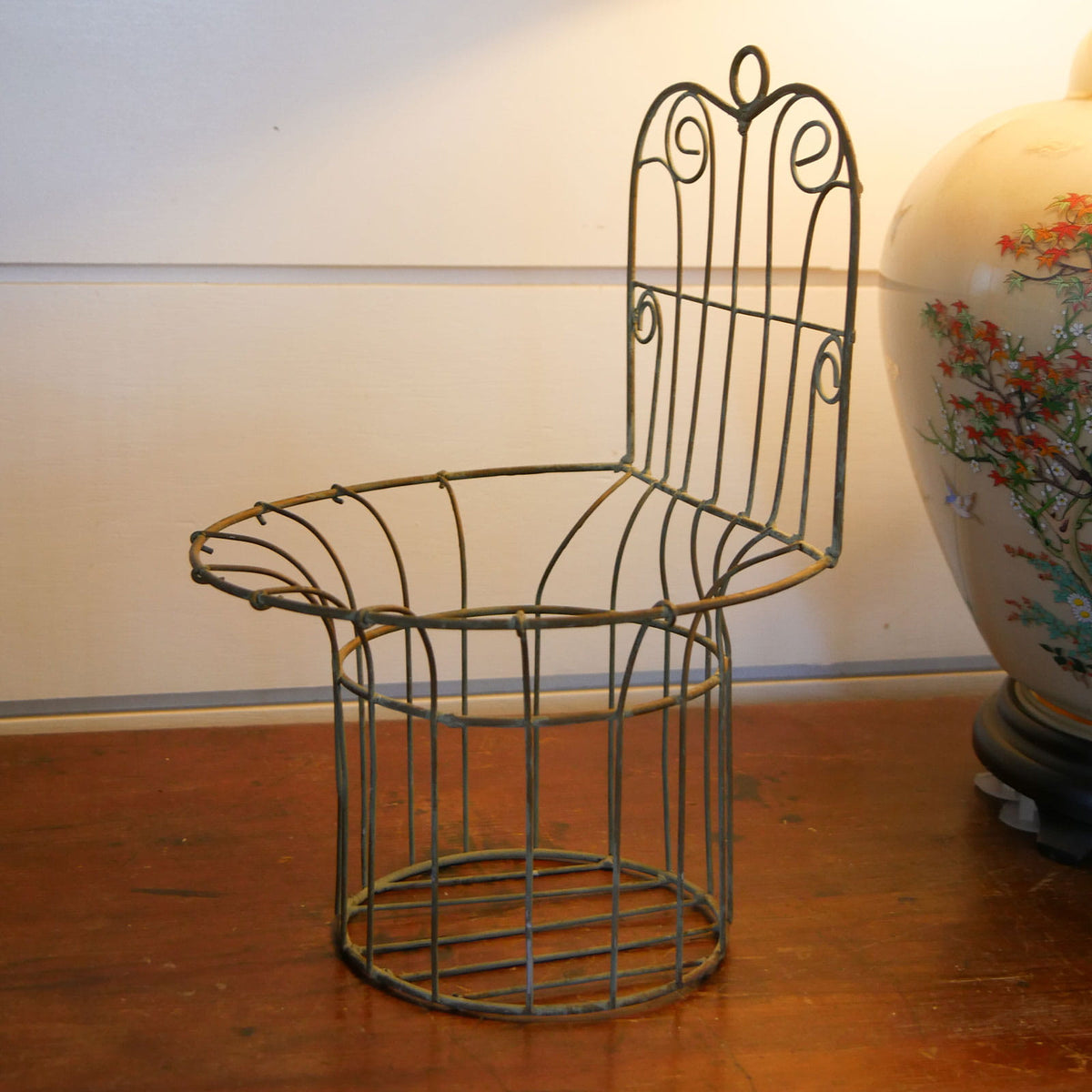Wire Wall Mounted Plant Holder, Vintage Plant Hanger, VIntage Wire Plant Holder, Wire Wall Plant Hanger