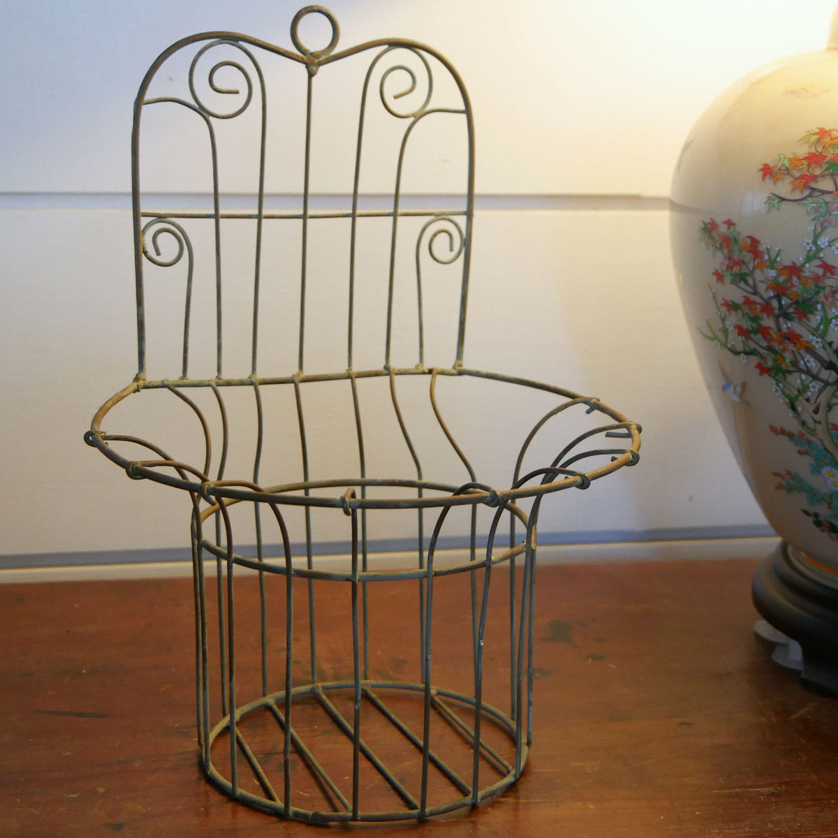 Wire Wall Mounted Plant Holder, Vintage Plant Hanger, VIntage Wire Plant Holder, Wire Wall Plant Hanger